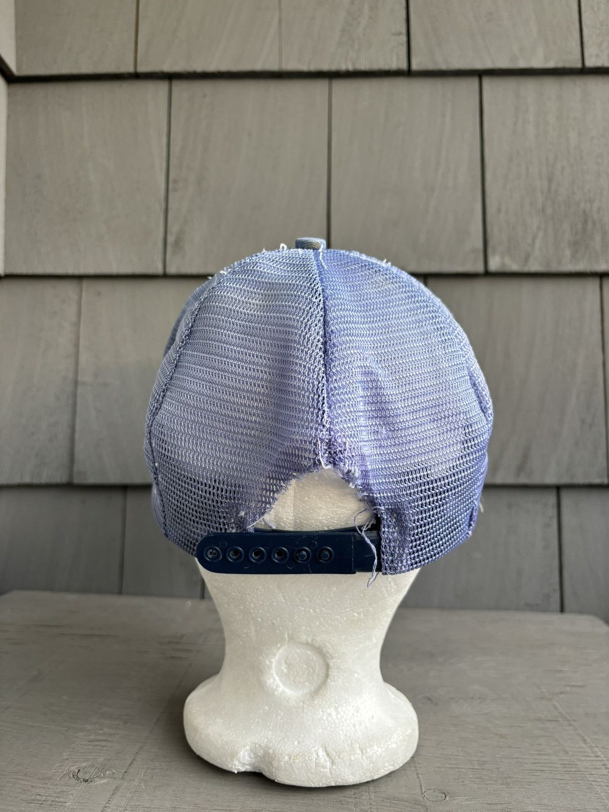 Levi's Vintage Levi's Trucker Hat Thrashed Denim 70s 80s Mesh Jeans Size ONE SIZE - 7 Thumbnail
