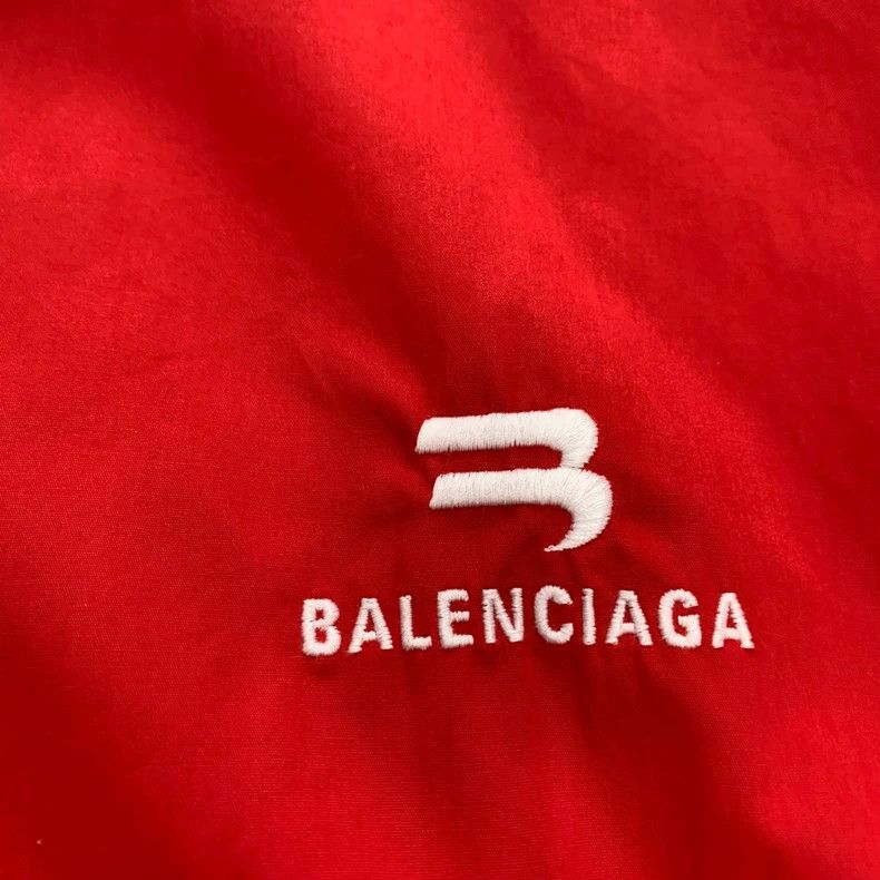 Balenciaga Balenciaga size 36 Red double hook windbreaker jacket Size S / US 4 / IT 40 - 8 Thumbnail