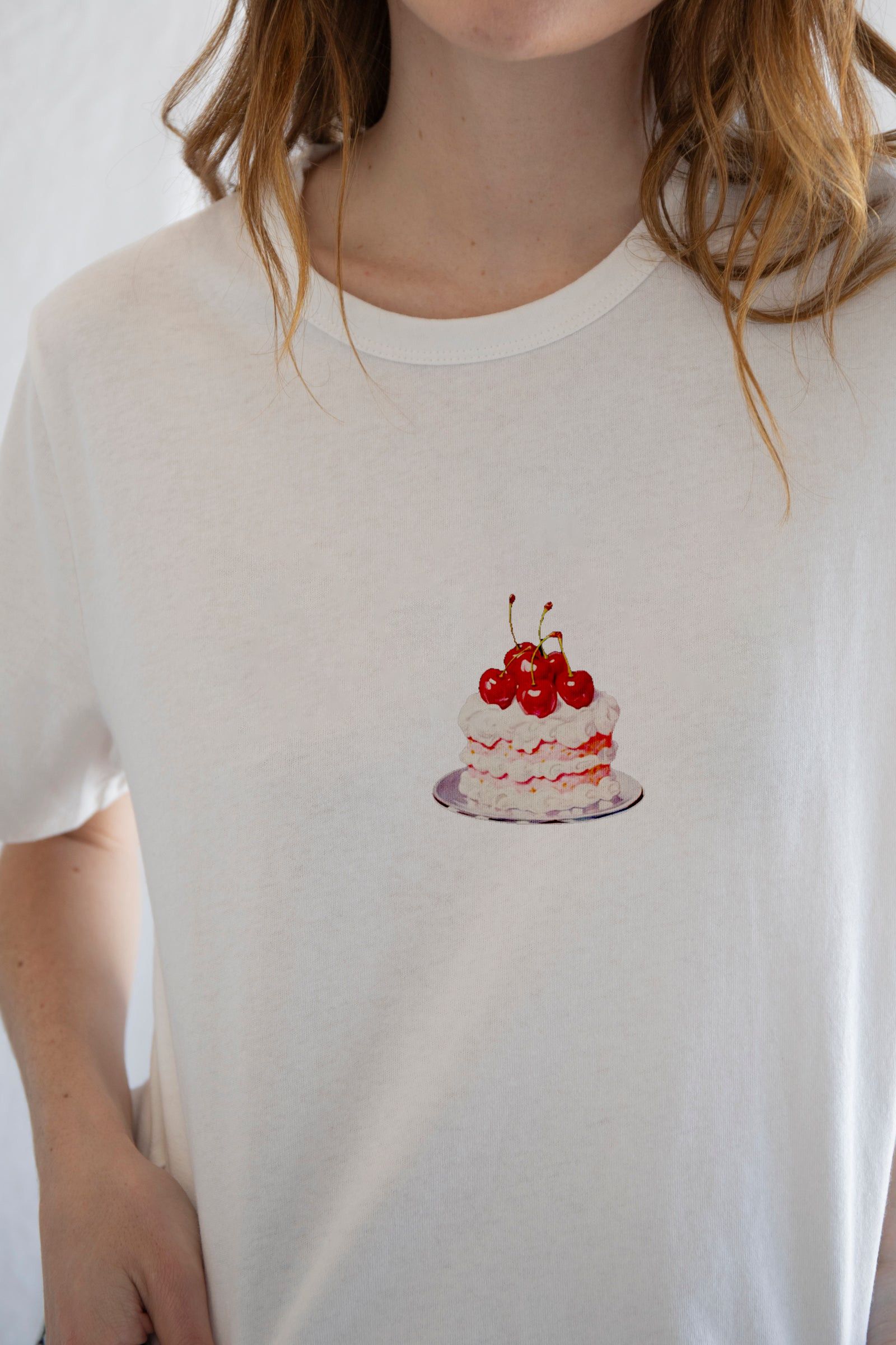 Designer × Vintage Pink Cherry Cake Tee – Sweet & Playful Statement Size M / US 6-8 / IT 42-44 - 4 Thumbnail