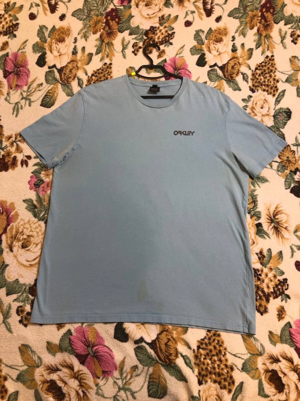 Oakley T-Shirt Size XL Oakley Y2K Vintage big print logo Size US XL / EU 56 / 4 - 2 Thumbnail