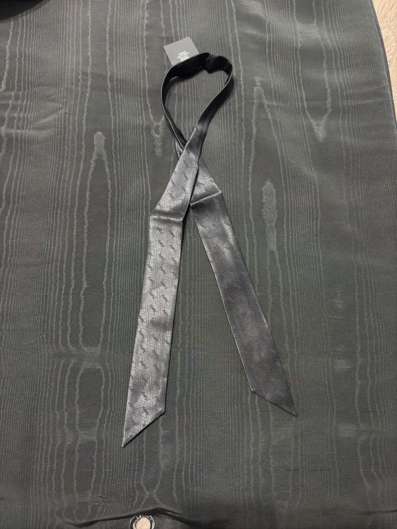 Saint Laurent Paris Saint Laurent Paris High-set silk necktie with full dark pr Size ONE SIZE - 2 Thumbnail