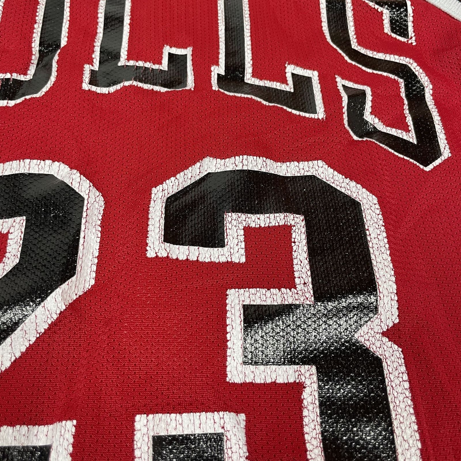 Champion × Vintage Vintage Champion Mens Red Michael Jordan# 23 Bulls Jersey 40 Size US XXS / EU 40 - 6 Thumbnail