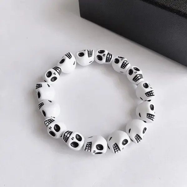 Vintage White Punk Goth Skull Skeleton Bracelet Size ONE SIZE - 2 Thumbnail
