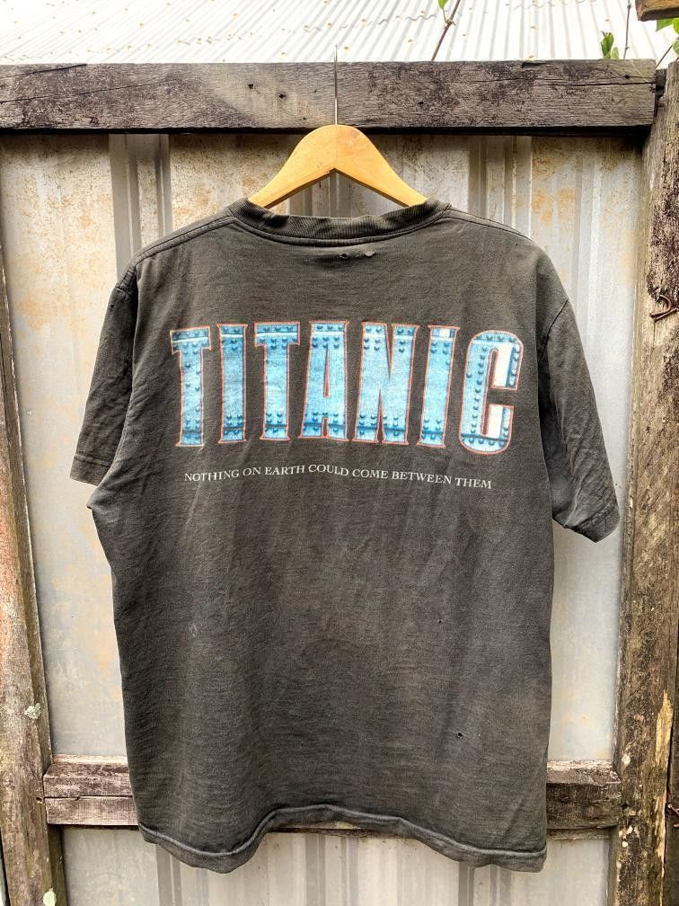 Vintage Tee Titanic vintage rare item 90s Size US M / EU 48-50 / 2 - 2 Thumbnail