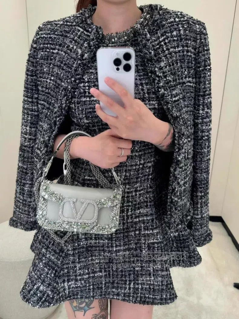 Valentino Valentino A small fragrant wind knitted jacket Size S / US 4 / IT 40 - 8 Thumbnail