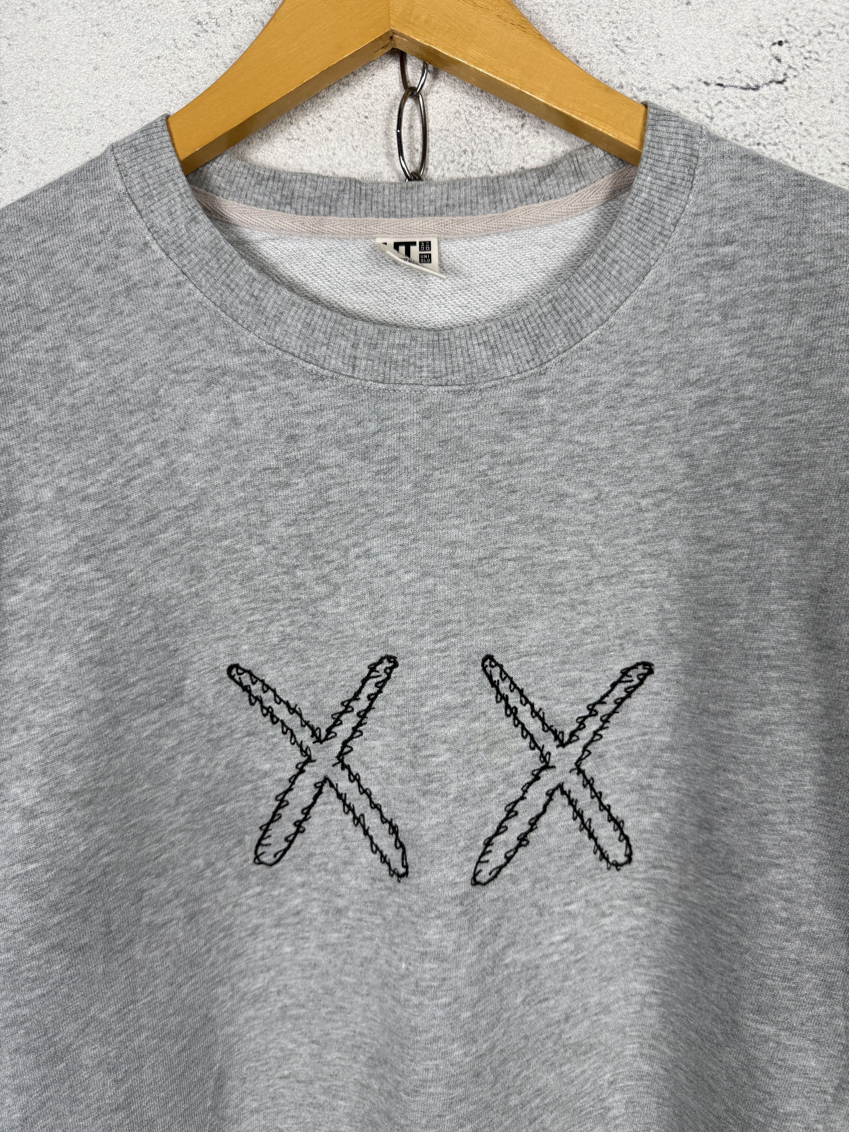 Kaws × Uniqlo Uniqlo x Kaws Sesame Street Sweatshirt Crewneck Size US M / EU 48-50 / 2 - 3 Thumbnail