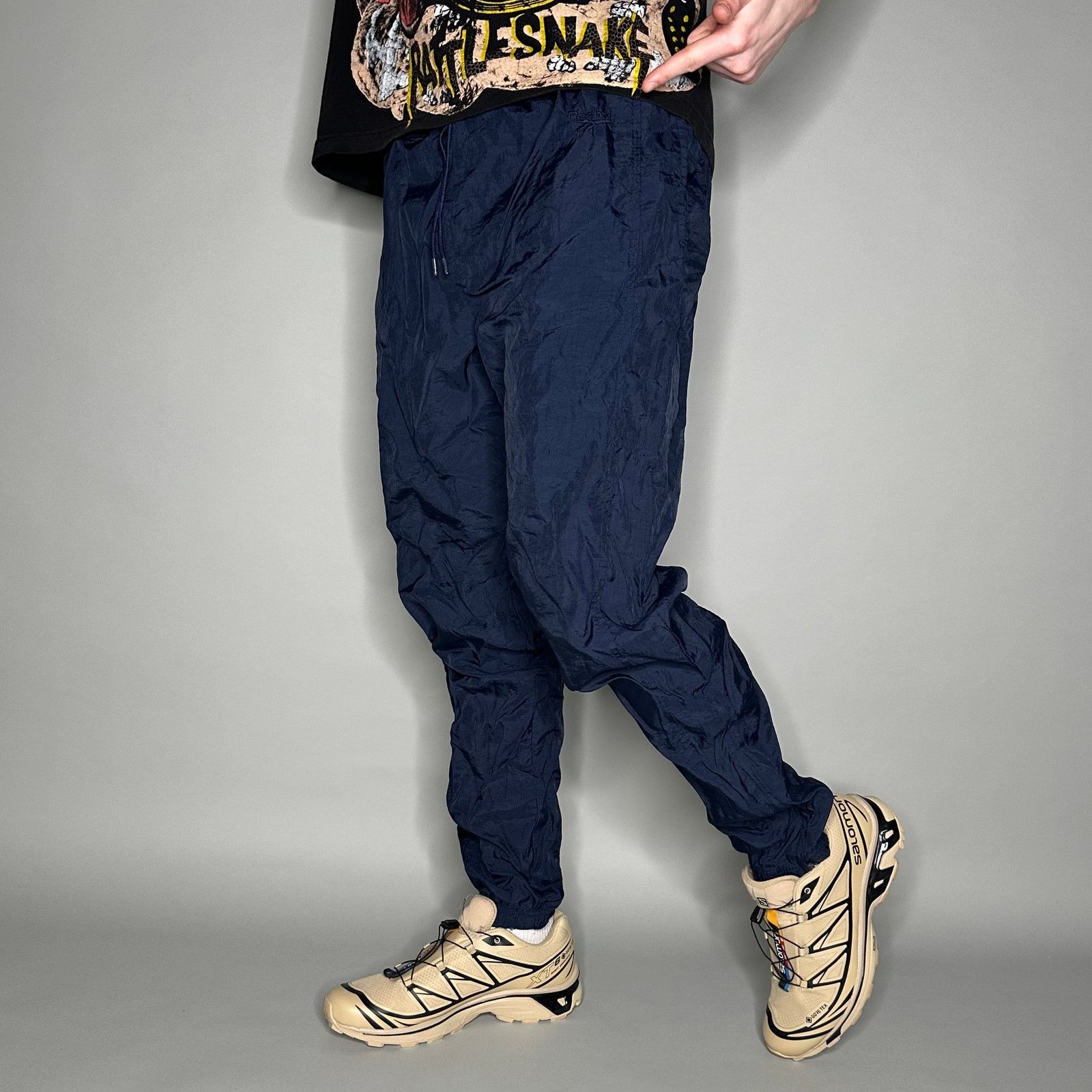Reebok Vintage 90s Reebok Track Pants Mens M Navy Blue Nylon Jogger Size US 32 / EU 48 - 2 Thumbnail