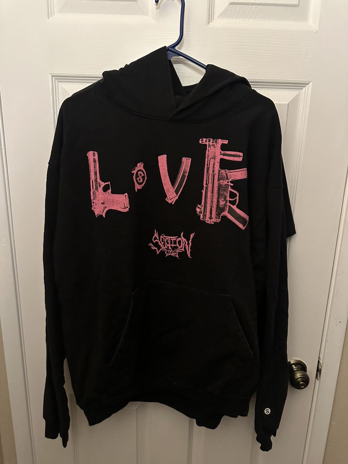 Section 8 Section 8 love hoodie Size US XL / EU 56 / 4 - 1 Thumbnail