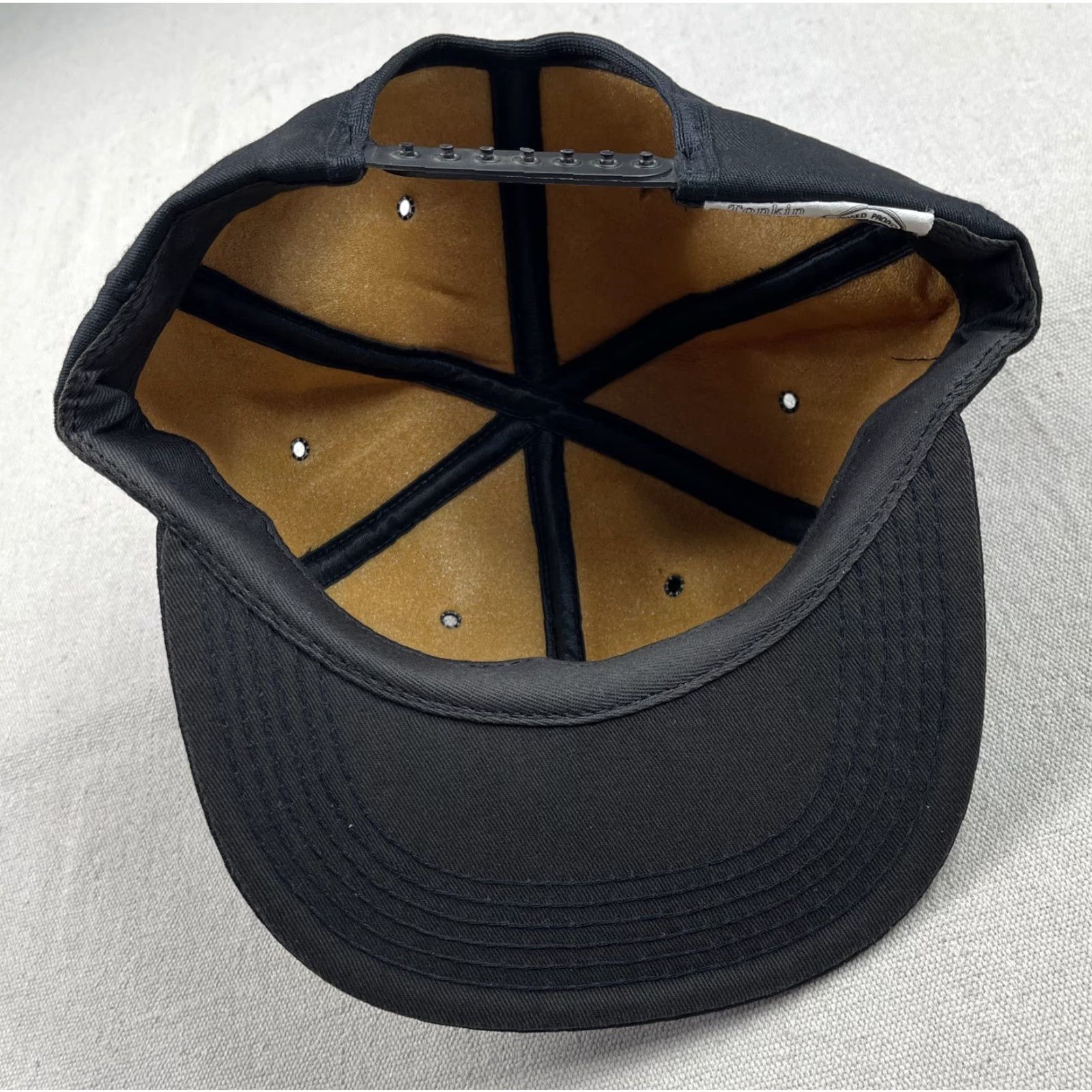 Vintage VINTAGE Caterpillar Snapback Hat Adjustable Black Tonkin Logo Retro Mens Size ONE SIZE - 4 Thumbnail