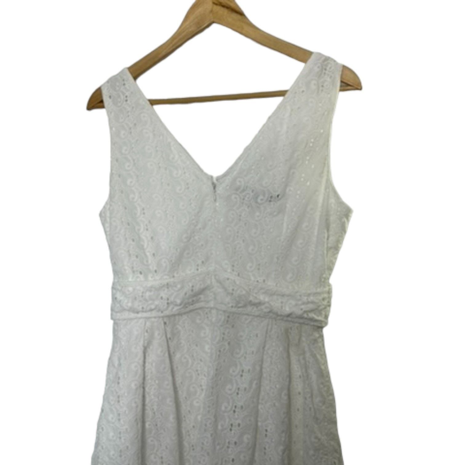 Nine West Nine West White Eyelet Surplice Fit & Flare Dress 12 Size XL / US 12-14 / IT 48-50 - 3 Thumbnail