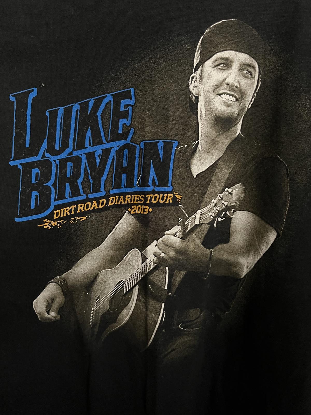 Designer Luke Bryan T-shirt - Dirt Road Diaries Luke Bryan Tour 2013 Size US XL / EU 56 / 4 - 4 Thumbnail