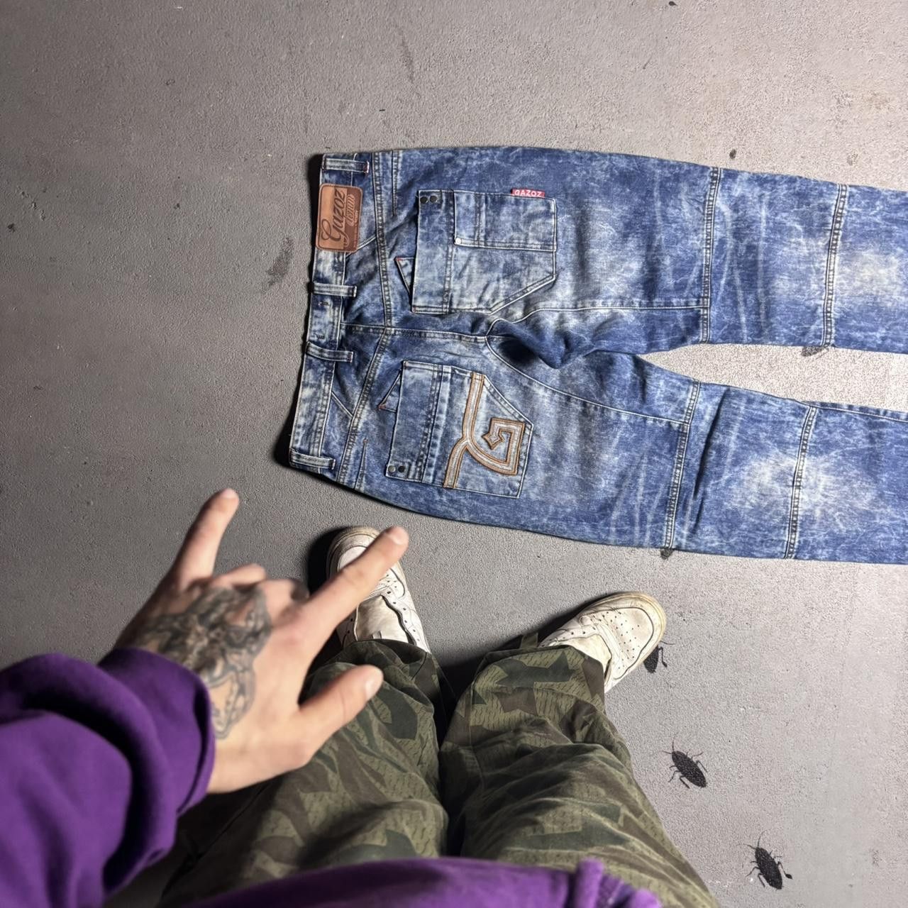 Japanese Brand × Vintage Vintage y2k acid wash cargo Japanese style embroidered jeans Size US 34 / EU 50 - 6 Thumbnail