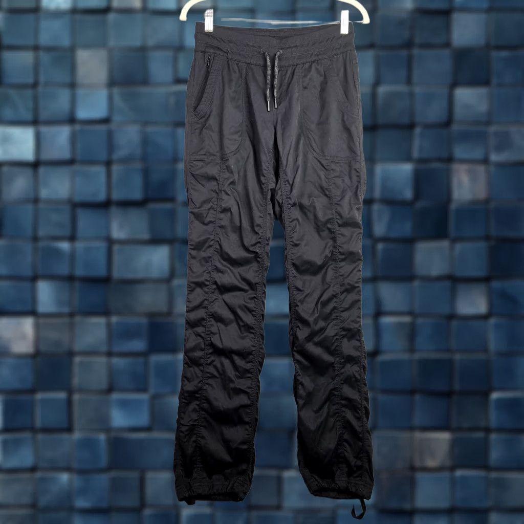 The North Face The North Face Women’s Black Hiking Pants Drawstring Pockets Size S Regular Inseam 31 Activewear Pants Outdoor Sports Lightweight Nylon Size 28" / US 6 / IT 42 - 1 Thumbnail