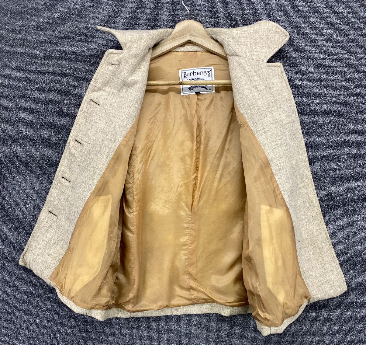 Burberry Vintage 90s Burberry Button Up Wool Jacket Size S / US 4 / IT 40 - 6 Thumbnail