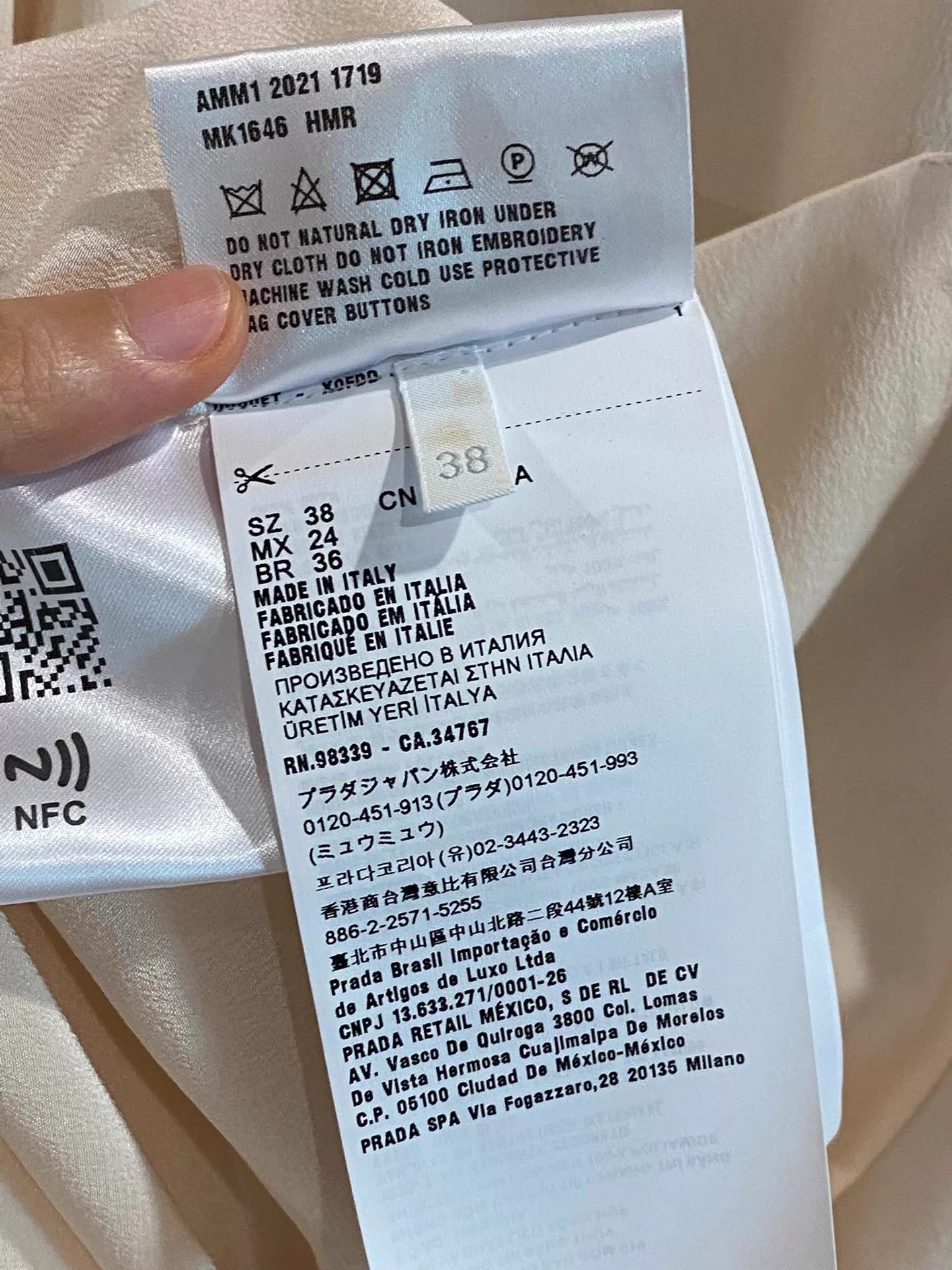 Miu Miu MIU MIU 38 Shirt - Breathable Summer, Structured Collar Size XS / US 0-2 / IT 36-38 - 5 Thumbnail