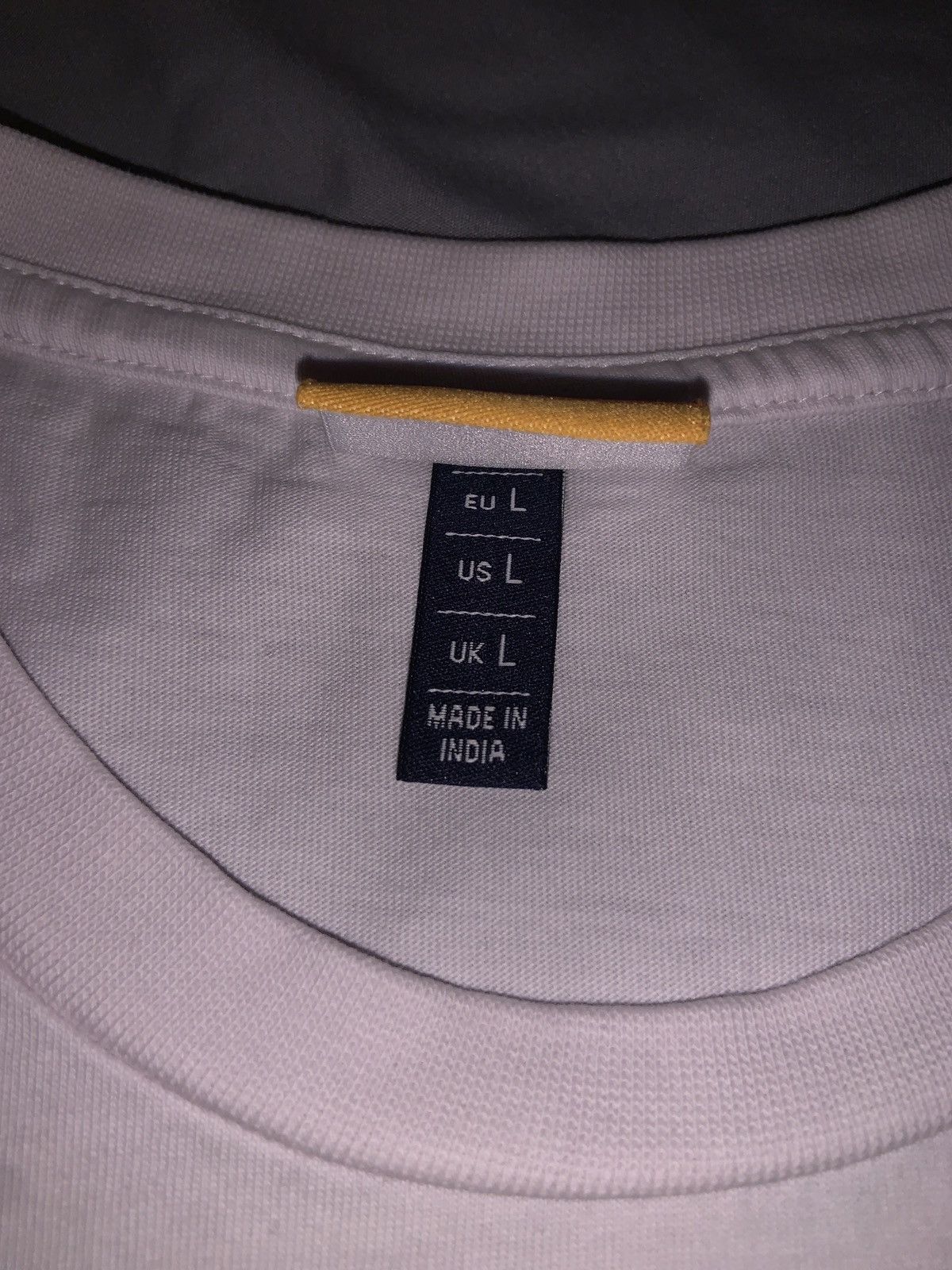 Ellesse Ellesse Retro 80’s Classic Logo - Size L Size US L / EU 52-54 / 3 - 4 Thumbnail