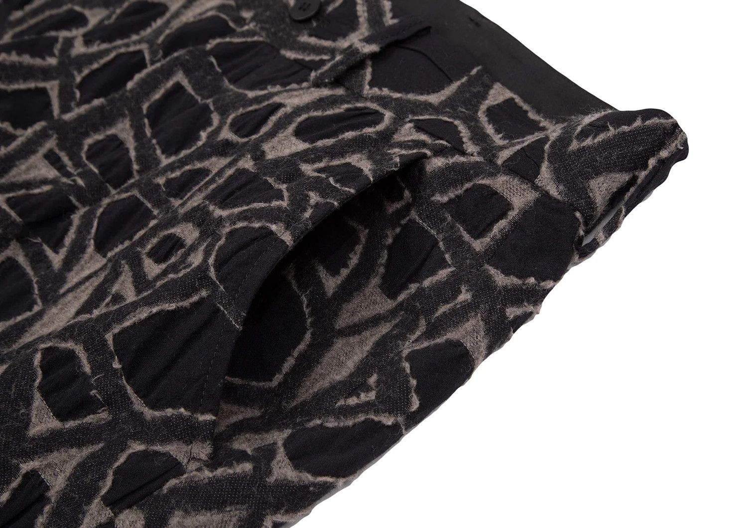 Issey Miyake Cut Jacquard Design Tapered Pants in Black/Gray Size US 36 / EU 52 - 4 Thumbnail