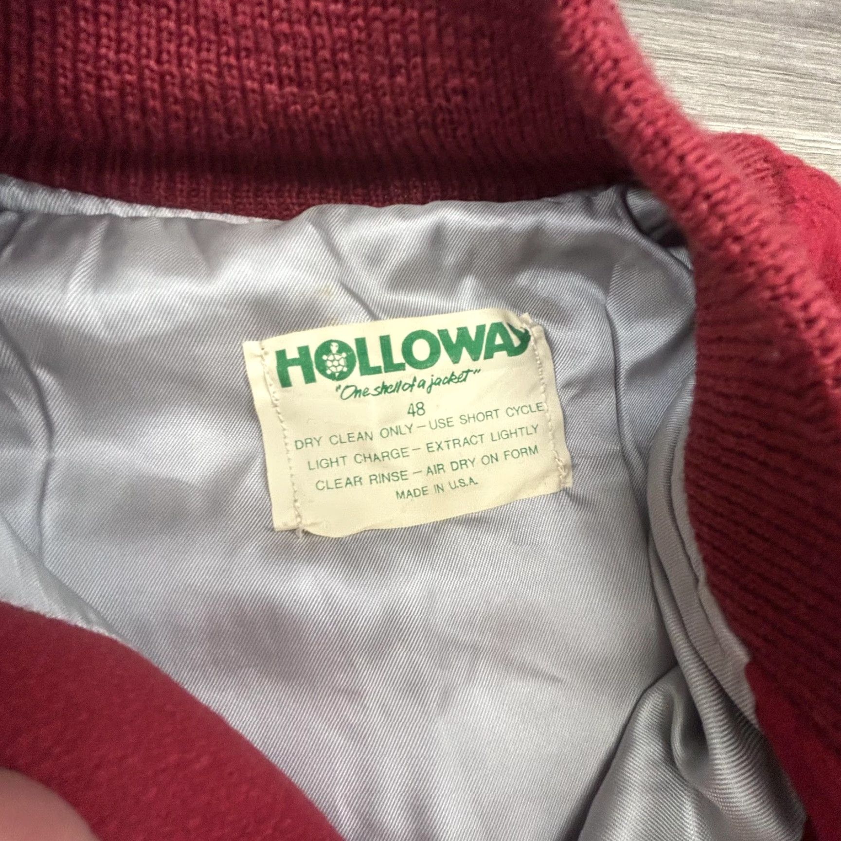 Holloway VINTAGE Holloway Jacket Mens XL 48 Wool Varsity Bomber Red USA Detroit Pistons Embroidered D Patch College Sports School Gridiron Fall Winter Casual Size US M / EU 48-50 / 2 - 7 Thumbnail