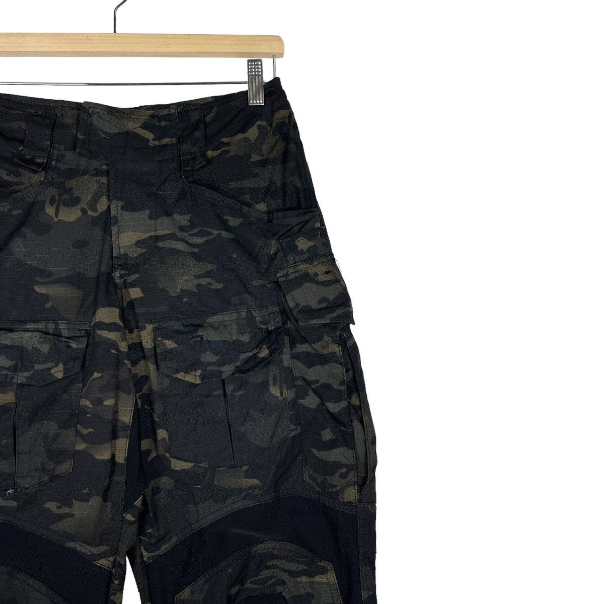 Japanese Brand 🔥 FLASH FORCE CAMO TECHNICAL CARGO PANTS Size US 28 / EU 44 - 6 Thumbnail