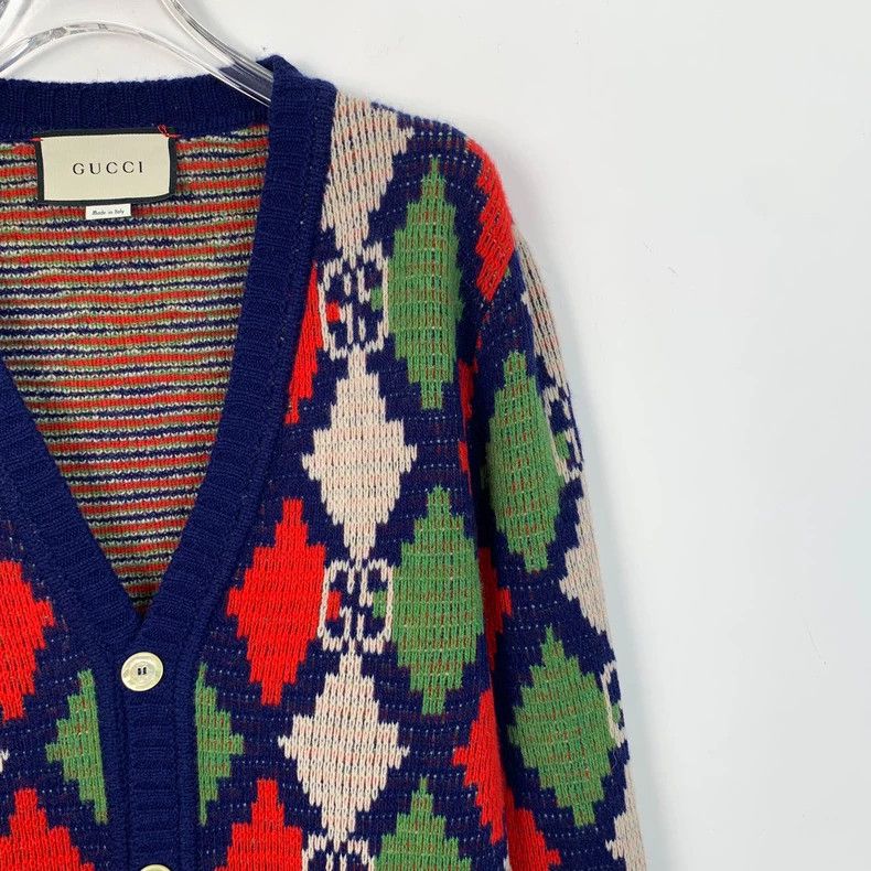Gucci Gucci Color-blocked diamond plaid V-neck wool long-sleeved Size US S / EU 44-46 / 1 - 3 Thumbnail