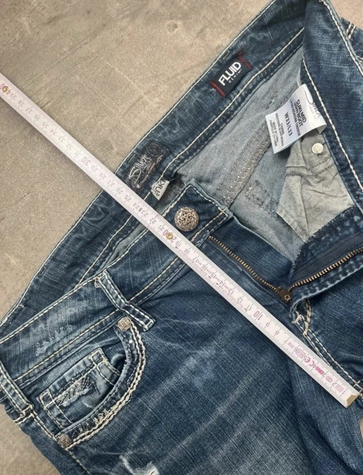 Silver Jeans Co. Silver Jeans low waist bootcut Size US 33 - 11 Thumbnail
