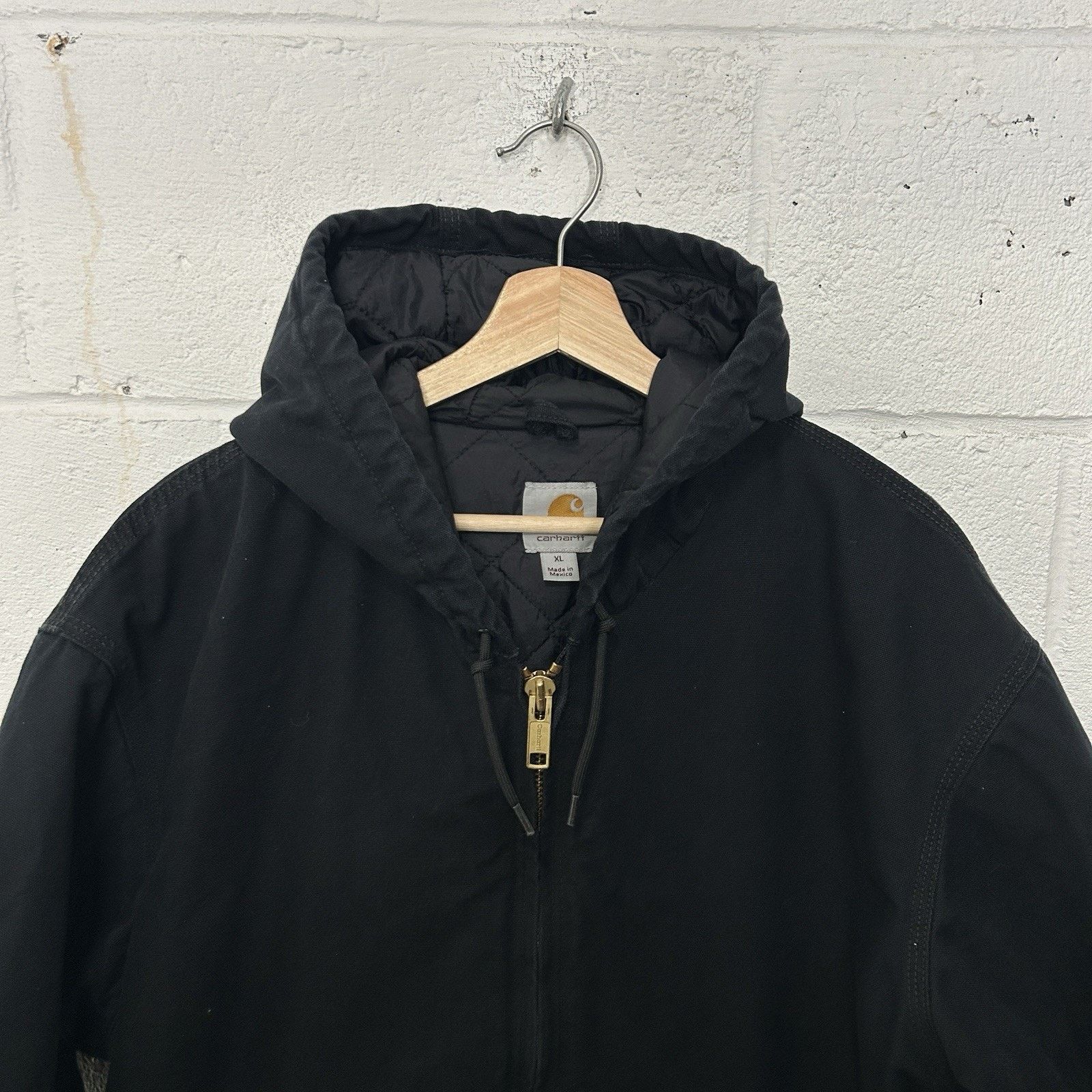 Carhartt Vintage Carhartt Quilted Hooded Active Jacket “Black” J280 Size US XL / EU 56 / 4 - 3 Thumbnail