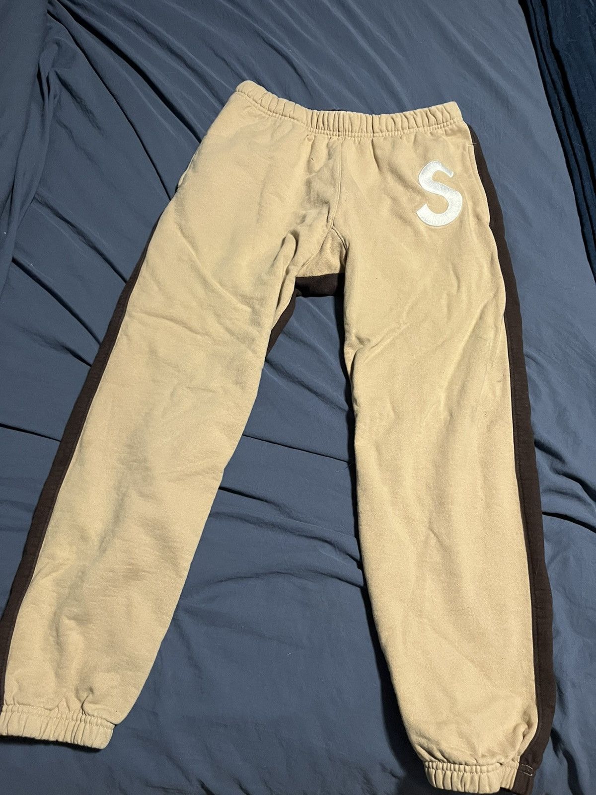Supreme Supreme S Logo Split Color Sweatpants Size US 30 / EU 46 - 1 Thumbnail