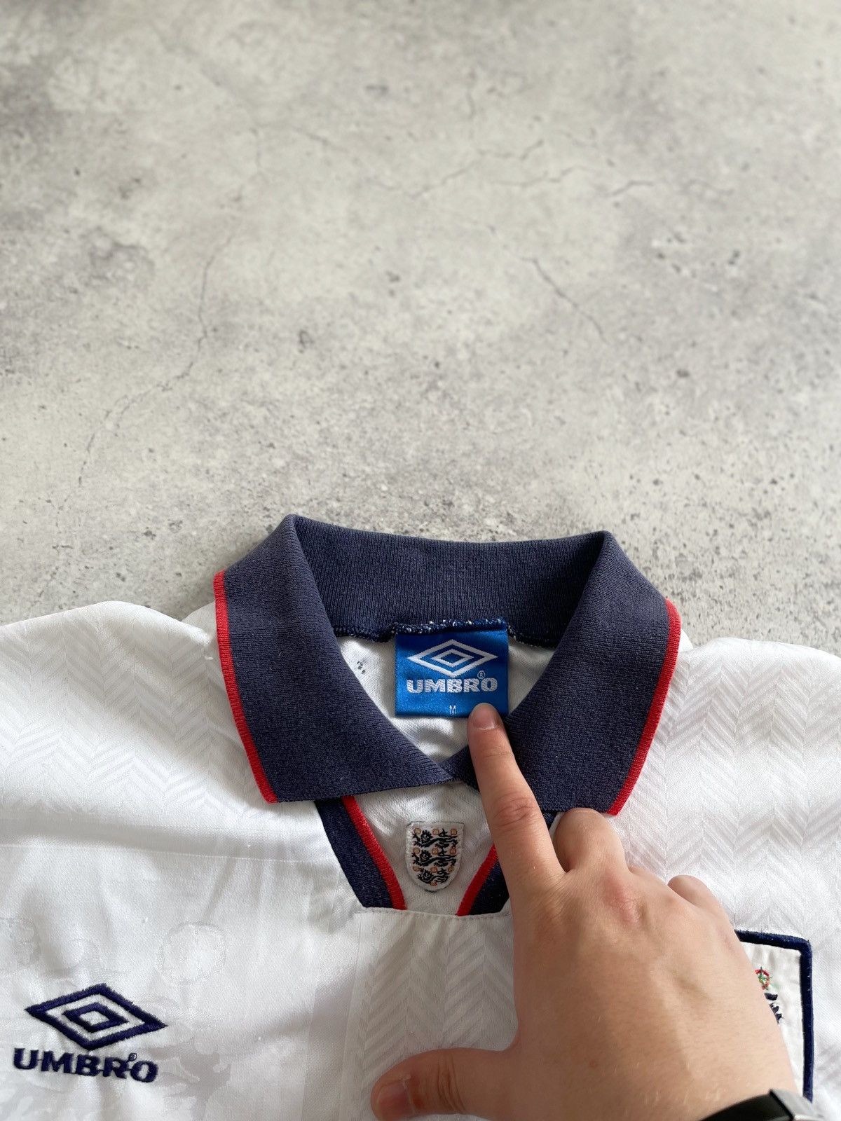Umbro Vintage Umbro England 1993-1995 Home Soccer Player 10# Platt Size US M / EU 48-50 / 2 - 5 Thumbnail