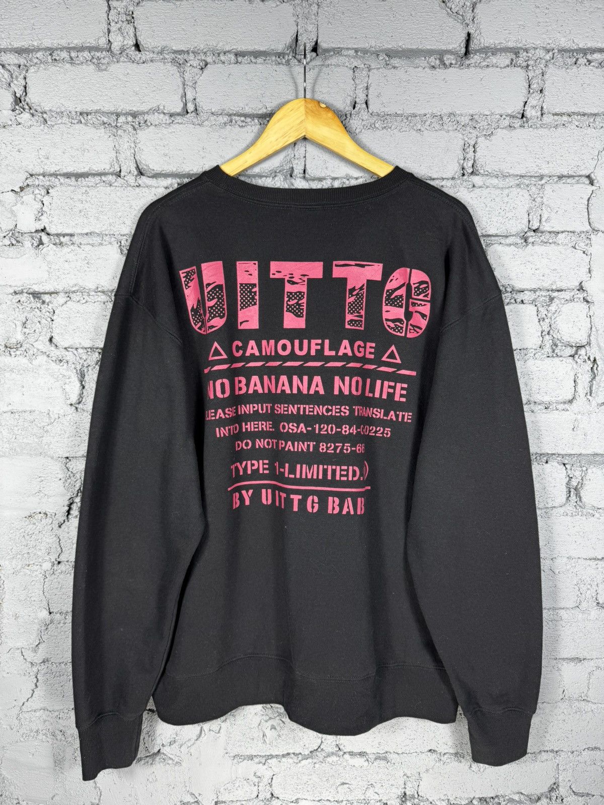 Japanese Brand Vintage UITTG baby Camouflage Big Logo Sweatshirt Size US XXL / EU 58 / 5 - 9 Thumbnail