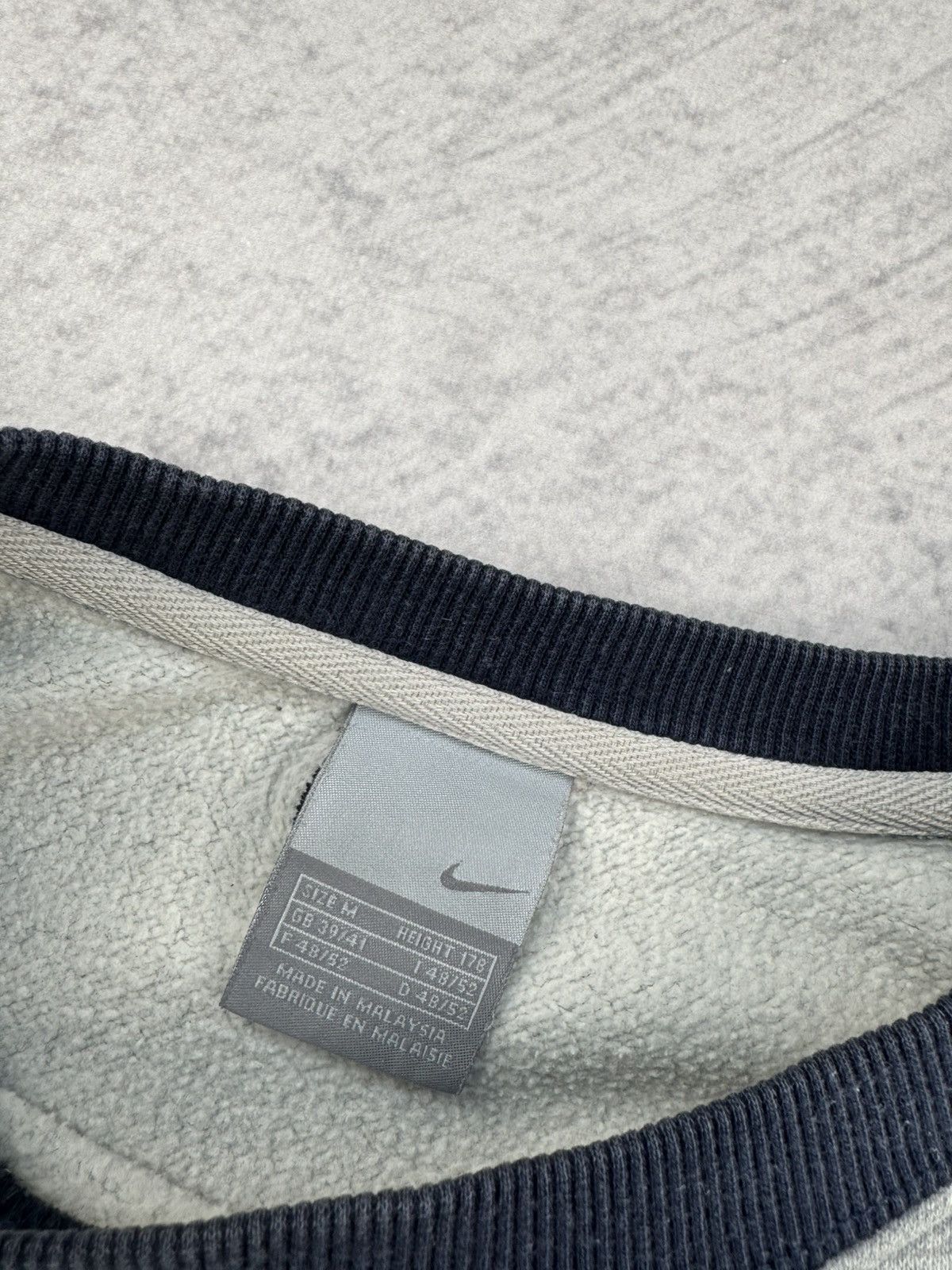 Nike × Vintage NIKE VINTAGE CENTER LOGO OVERSIZE BOXY SWEATSHIRT Size US M / EU 48-50 / 2 - 8 Thumbnail