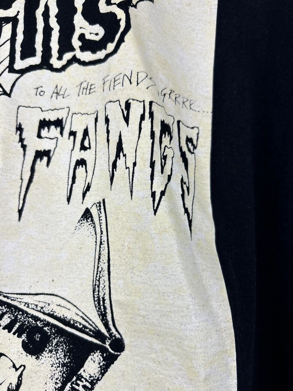 Band Tees Vintage 2005 Misfits Evilive Fangs Euro Promo T Shirt Size US XL / EU 56 / 4 - 14 Thumbnail