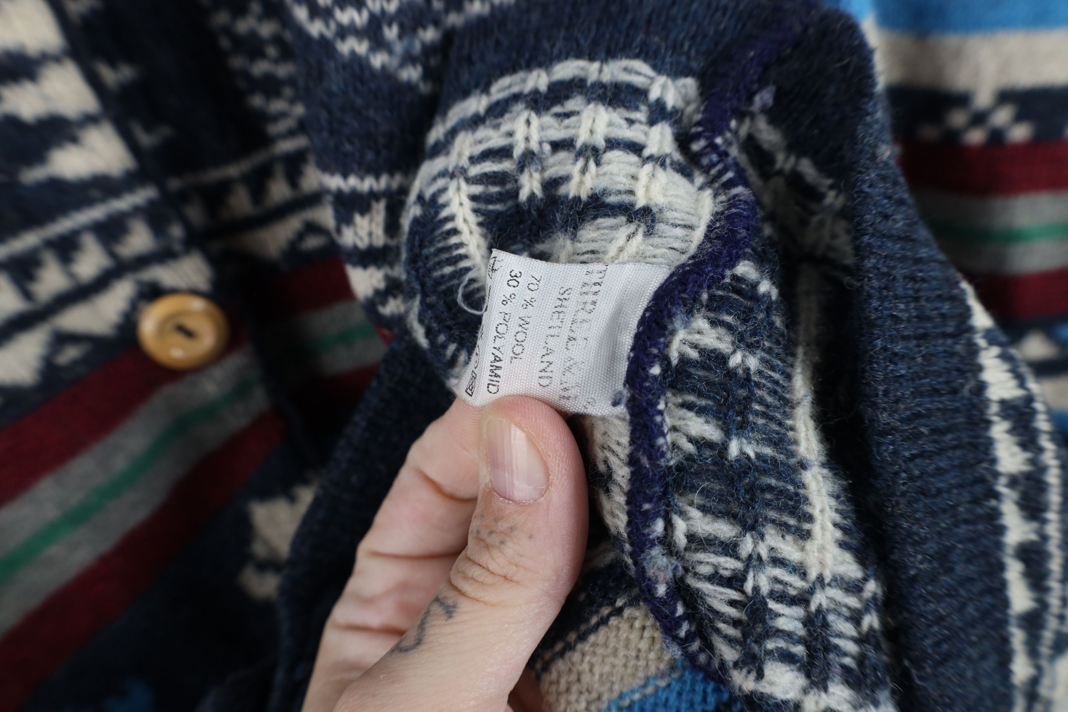 Vintage Vintage 90s Streetwear Fair Isle Knit Cardigan Sweater Size L / US 10 / IT 46 - 9 Thumbnail