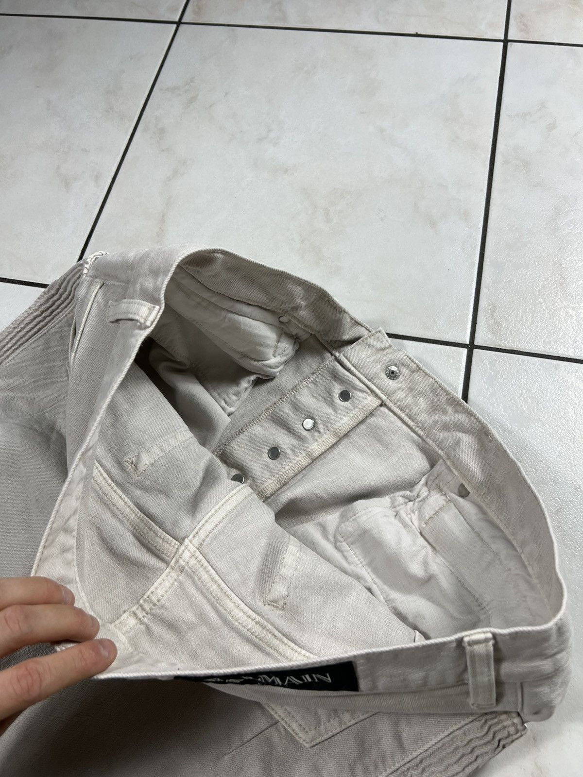 Balmain Archive Balmain biker beige distressed denim pants zippers Size US 34 / EU 50 - 23 Thumbnail