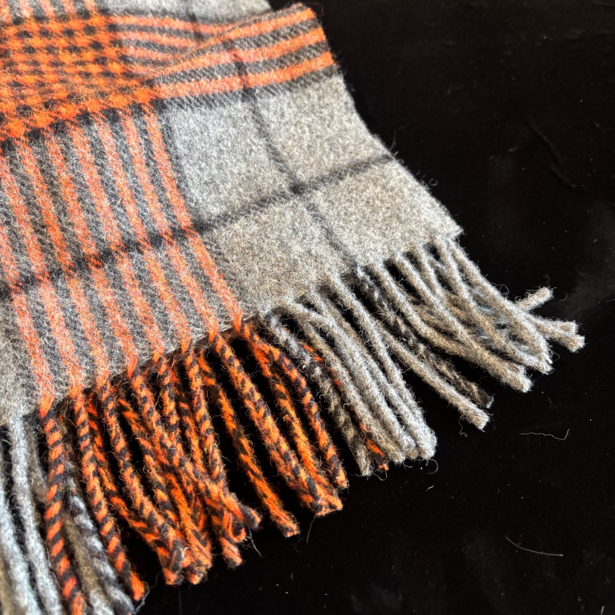 Other The Woolen Market Ireland Wool Plaid Scarf Gray Orange Tarta Size ONE SIZE - 7 Thumbnail