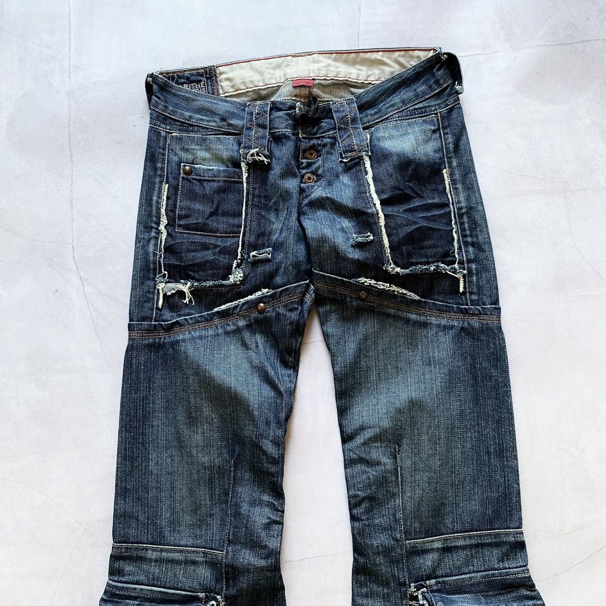 Marithe + Francois Girbaud RARE Marithe Francois Girbaud Cargo Flared Distressed Jeans Size 26" / US 2 / IT 38 - 4 Thumbnail