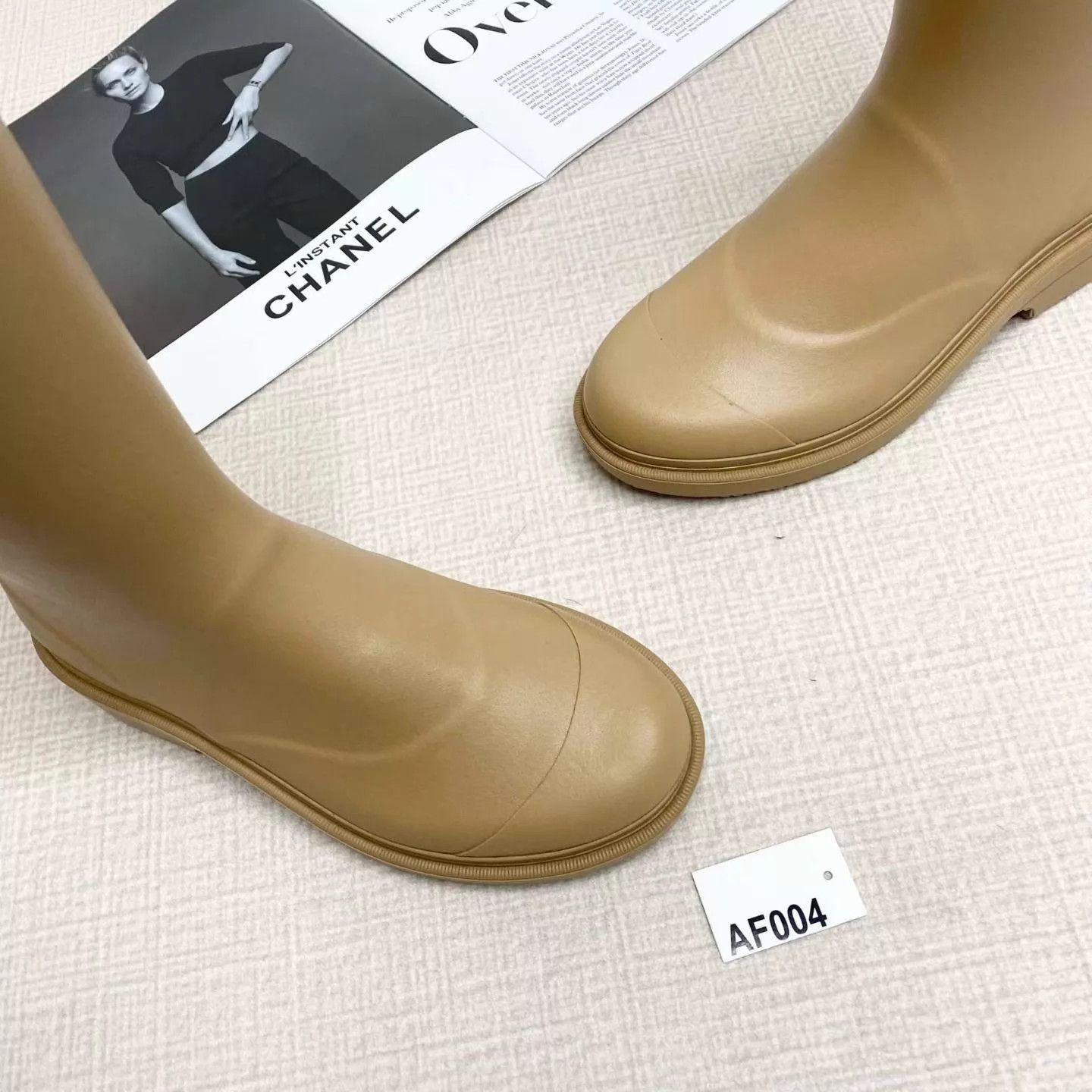 Chanel CHANEL 25S Women's Beige Tall Boots 38 New AF004 Size US 7.5 / IT 37.5 - 3 Thumbnail