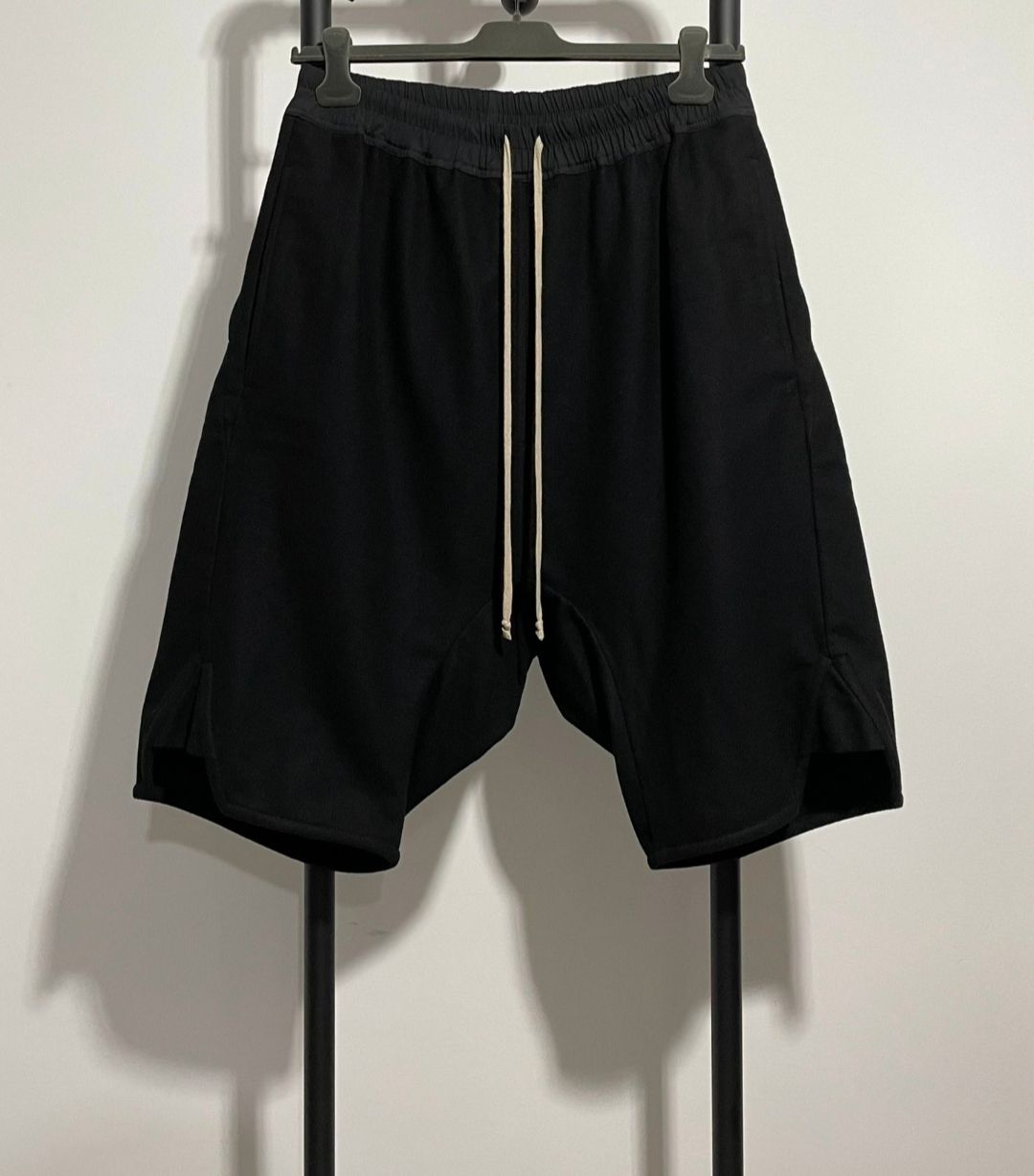 Pre-owned Rick Owens Notched Shorts In Black