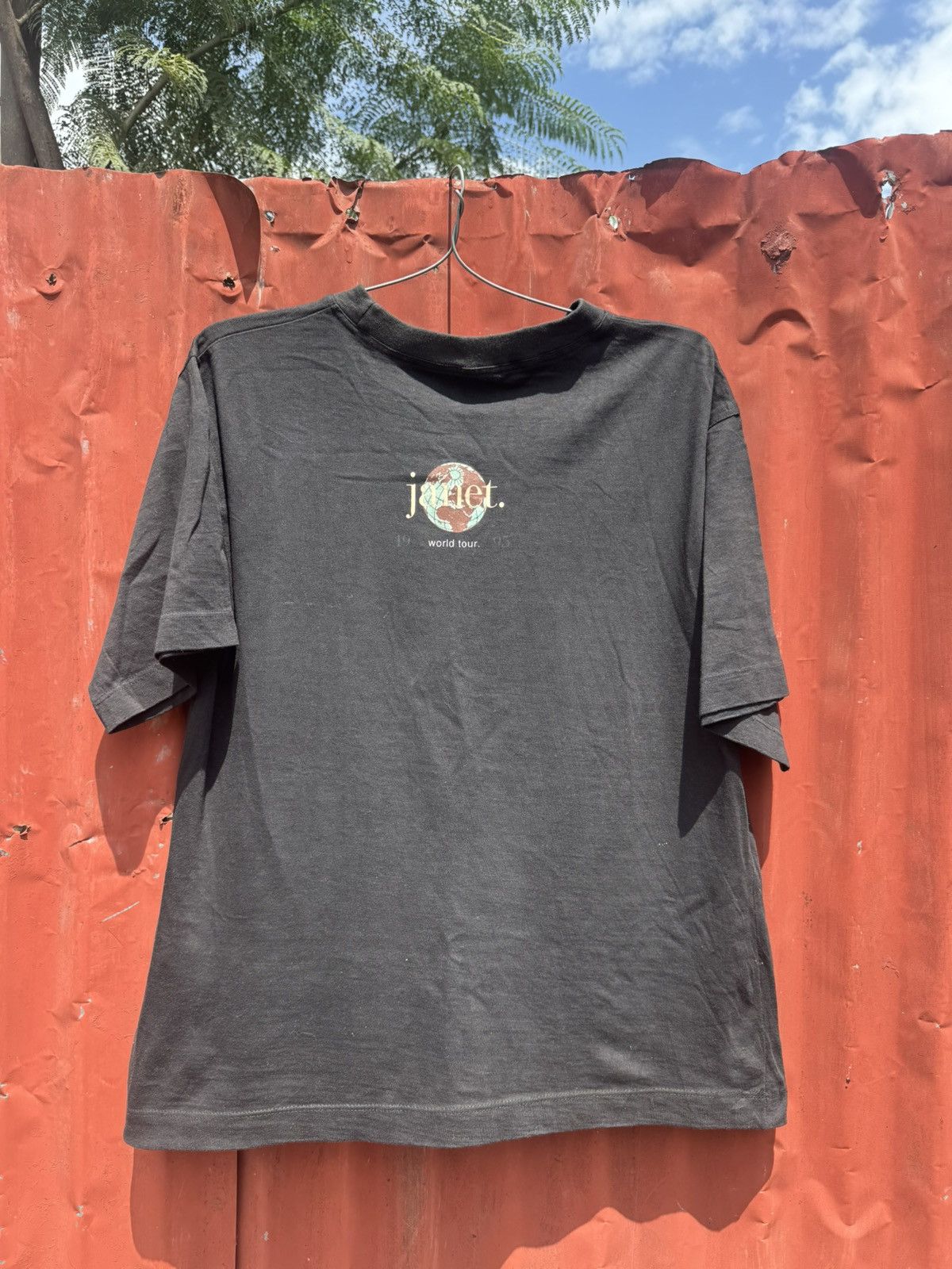Vintage Vintage 1995 Janet Jackson 1995 world Tour tshirt Size US L / EU 52-54 / 3 - 3 Thumbnail