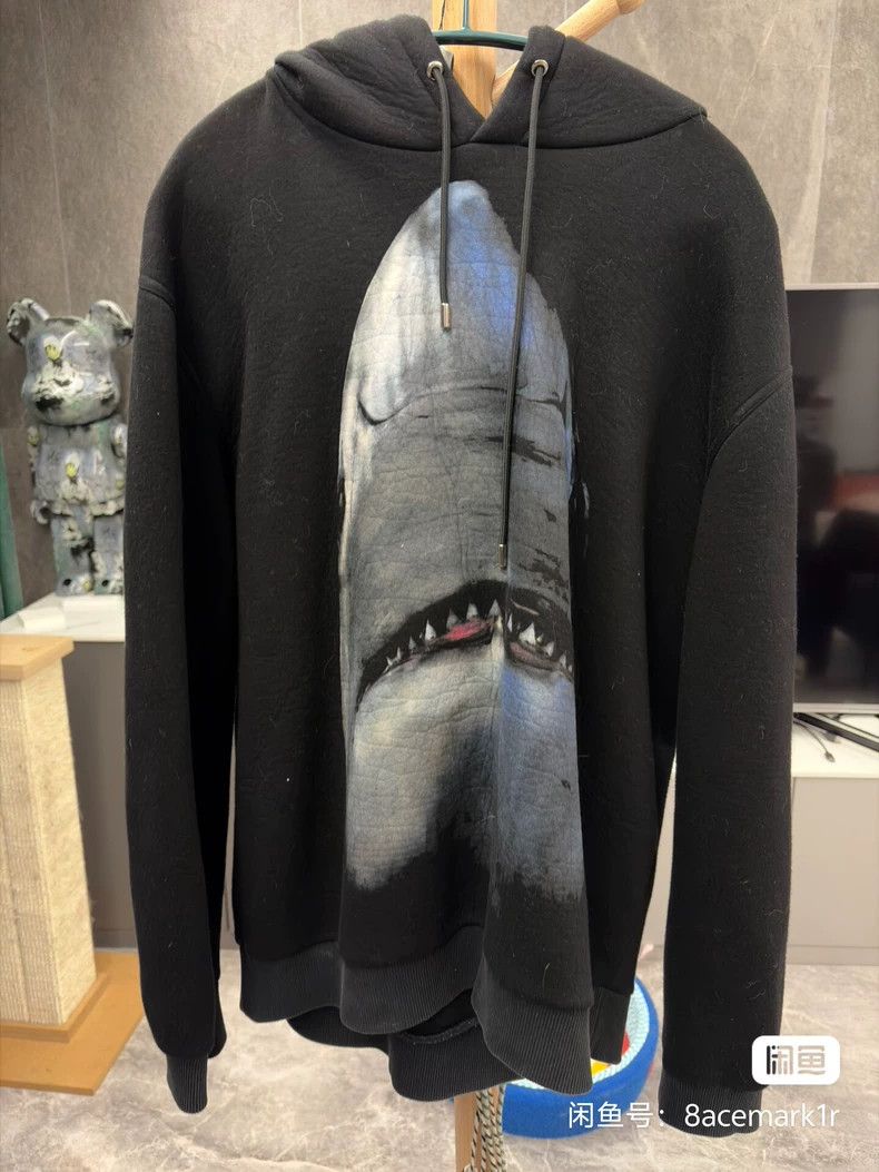 Givenchy Givenchy Shark Hooded Sweatshirt Size US XL / EU 56 / 4 - 1 Thumbnail