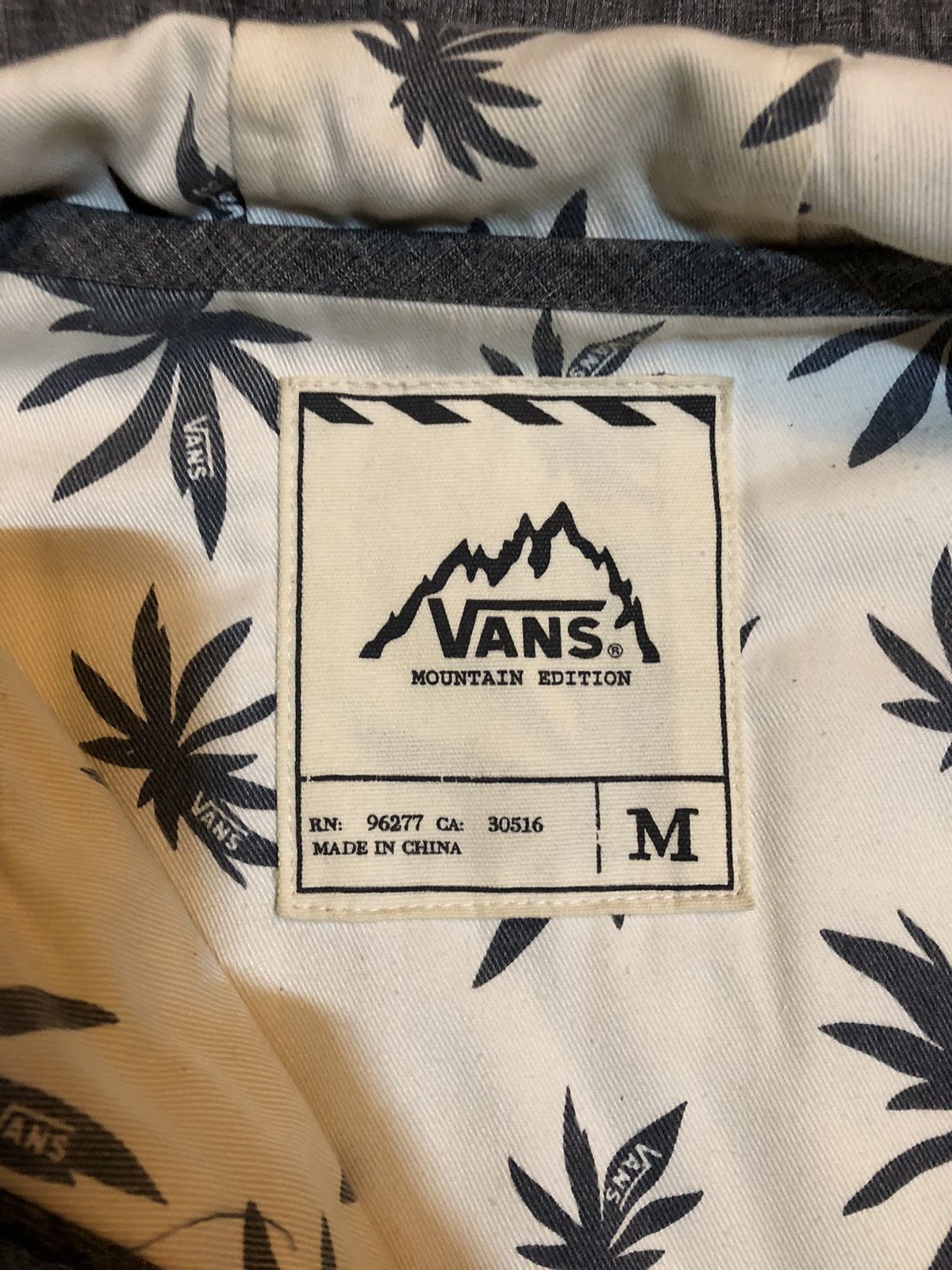 Vans Vans Mens Winter Jacket Size M California Textured Hre Size US M / EU 48-50 / 2 - 5 Thumbnail