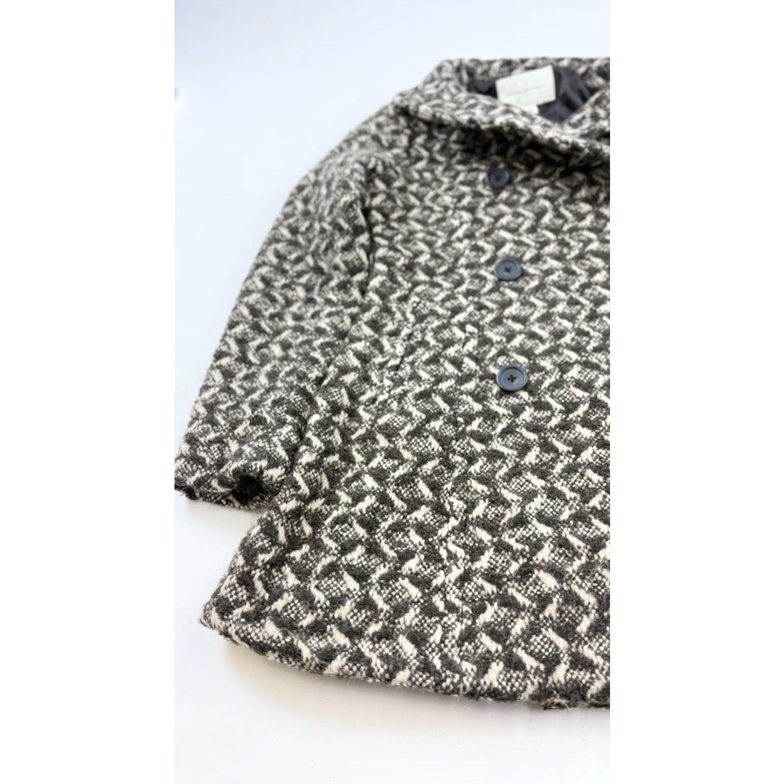 Banana Republic Banana Republic Coat Womens Small Black Wool Tweed Geometric Button Front Size S / US 4 / IT 40 - 2 Thumbnail
