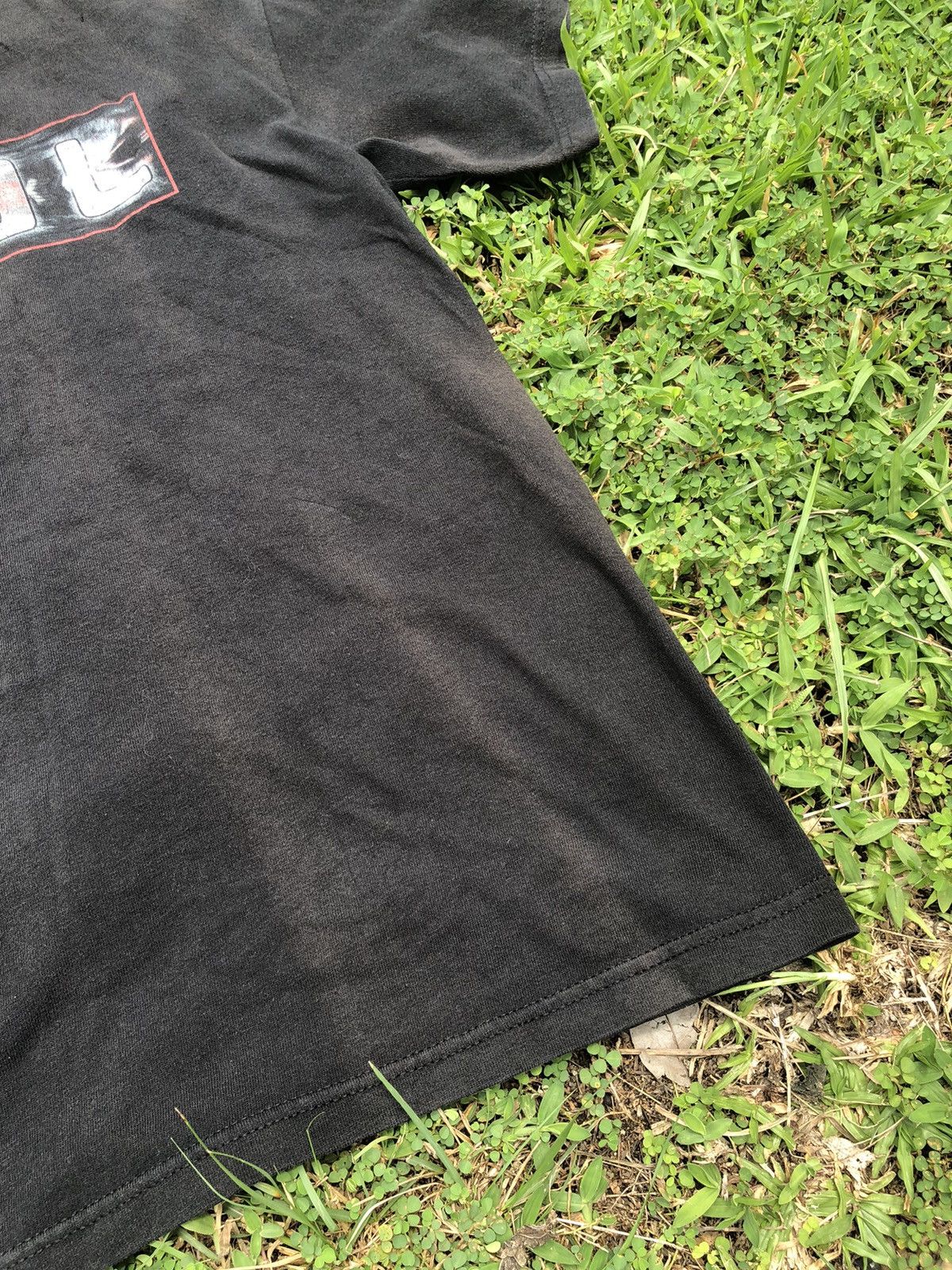 Band Tees Vintage Y2K Sunfaded Tool Los Angeles Tour Tshirt Size US L / EU 52-54 / 3 - 16 Thumbnail