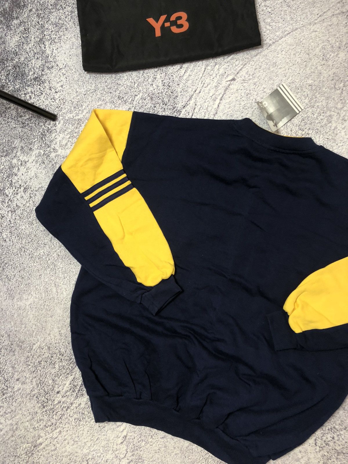 Vintage Vintage men’s sweater Adidas Equipment multi logo Size US L / EU 52-54 / 3 - 9 Thumbnail