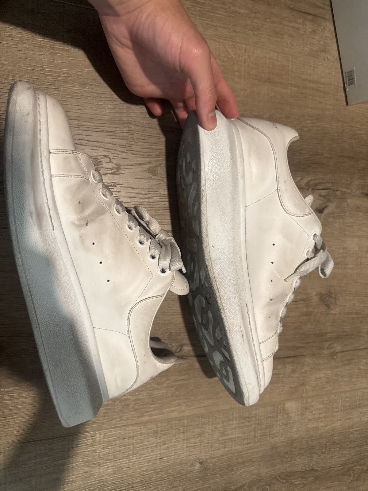 Alexander McQueen Alexander McQueen Oversized Sneakers (all white) Size US 9 / EU 42 - 5 Thumbnail