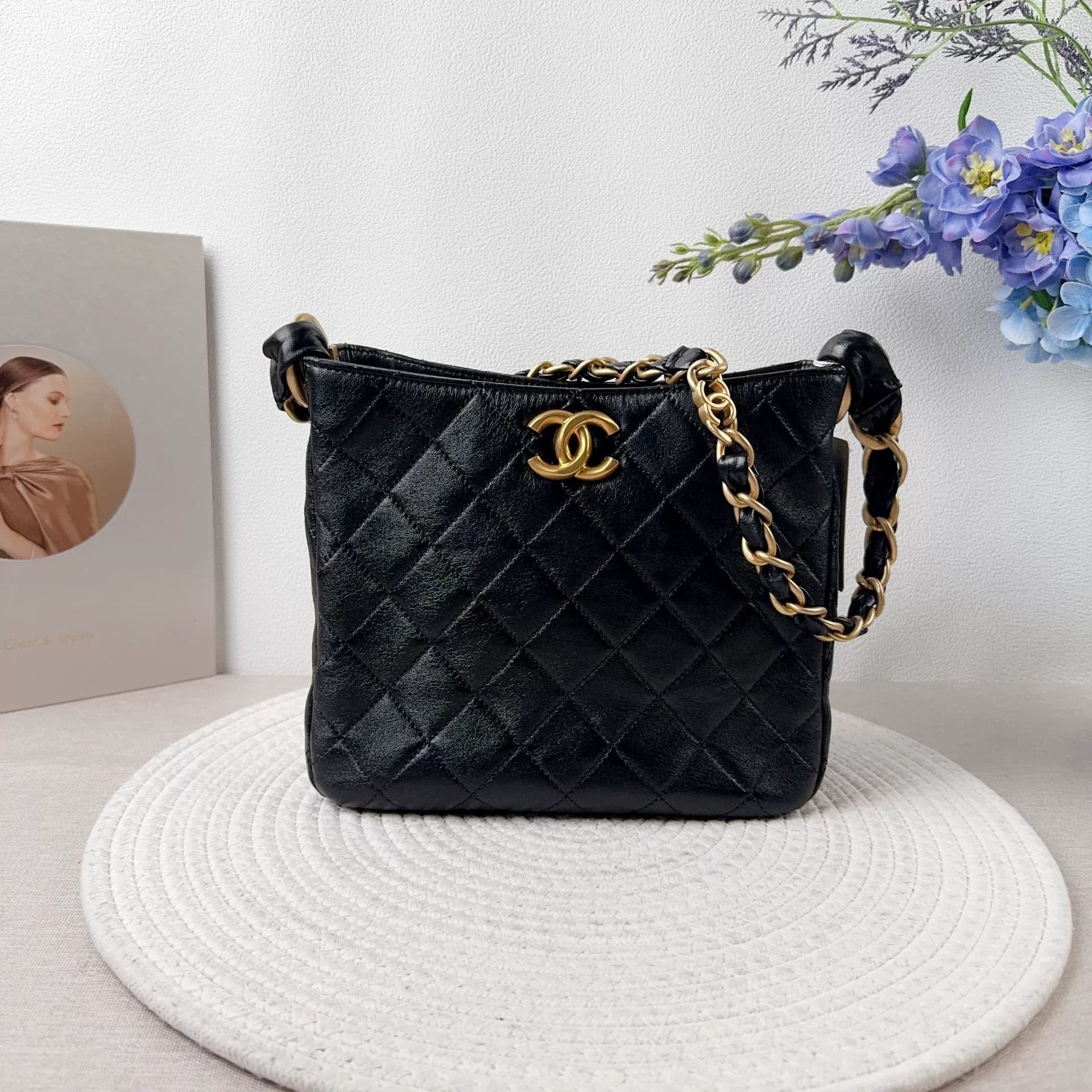 Chanel Pre-loved Bag Very good condition Size ONE SIZE - 1 Thumbnail