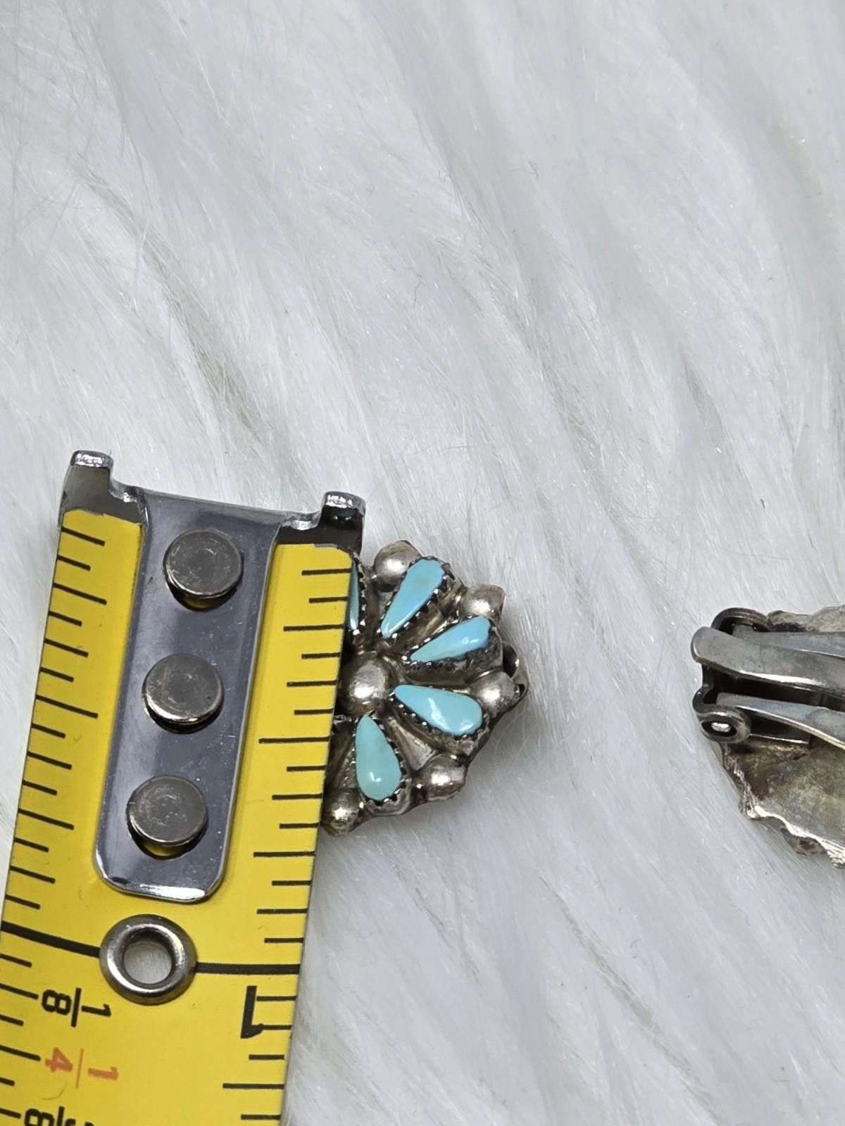 Other Vintage Zuni 925 Silver Turquoise Petit Point Earrings Size ONE SIZE - 3 Thumbnail