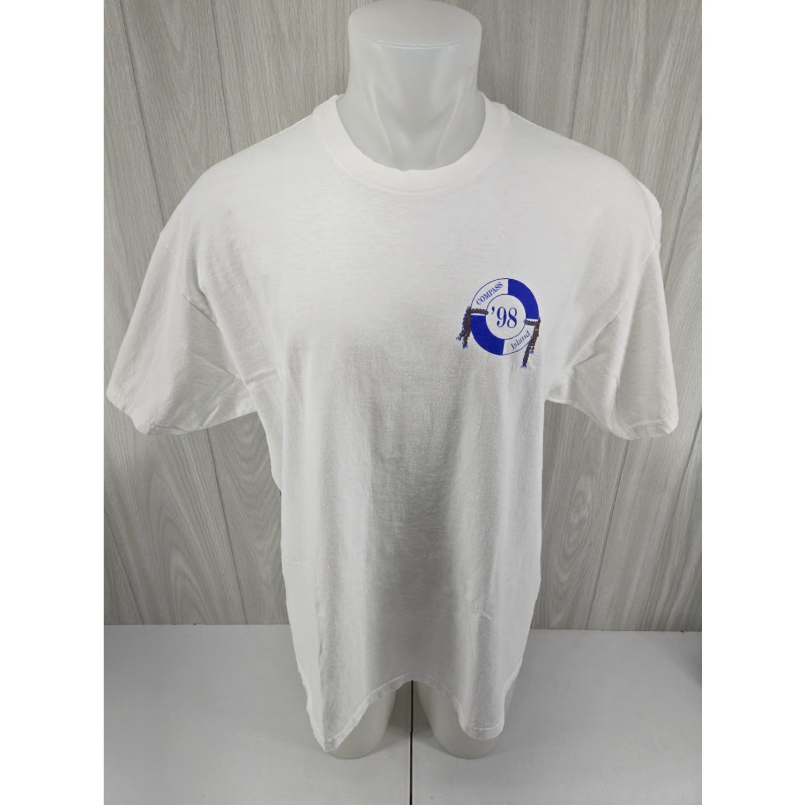 Hanes UAH University of AlabamaHuntsville Compass Island 1998 Men's T-Shirt XL White Size US XL / EU 56 / 4 - 3 Thumbnail