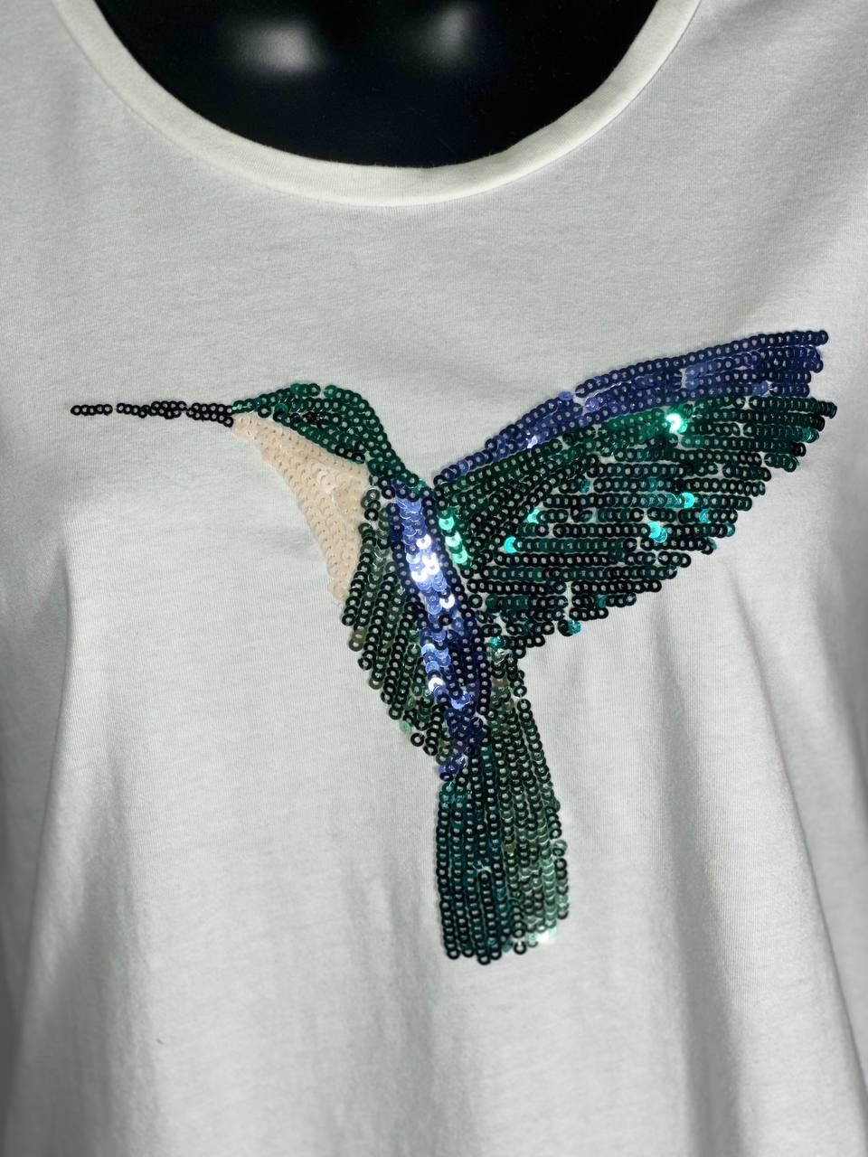 Armani Women's t-shirt from the Armani brand, white Size M / US 6-8 / IT 42-44 - 3 Thumbnail