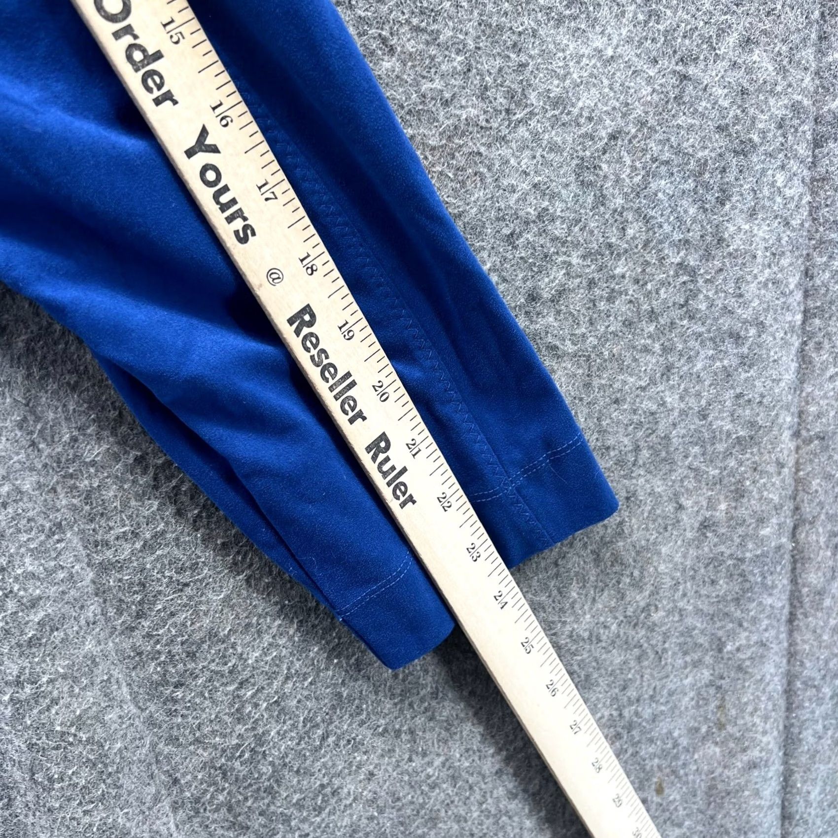 Vintage Greg Norman Sweatshirt Women Large Blue 1/4 Zip Long Sleeve Activewear Sports Knit Mock Neck Pullover Size L / US 10 / IT 46 - 3 Thumbnail