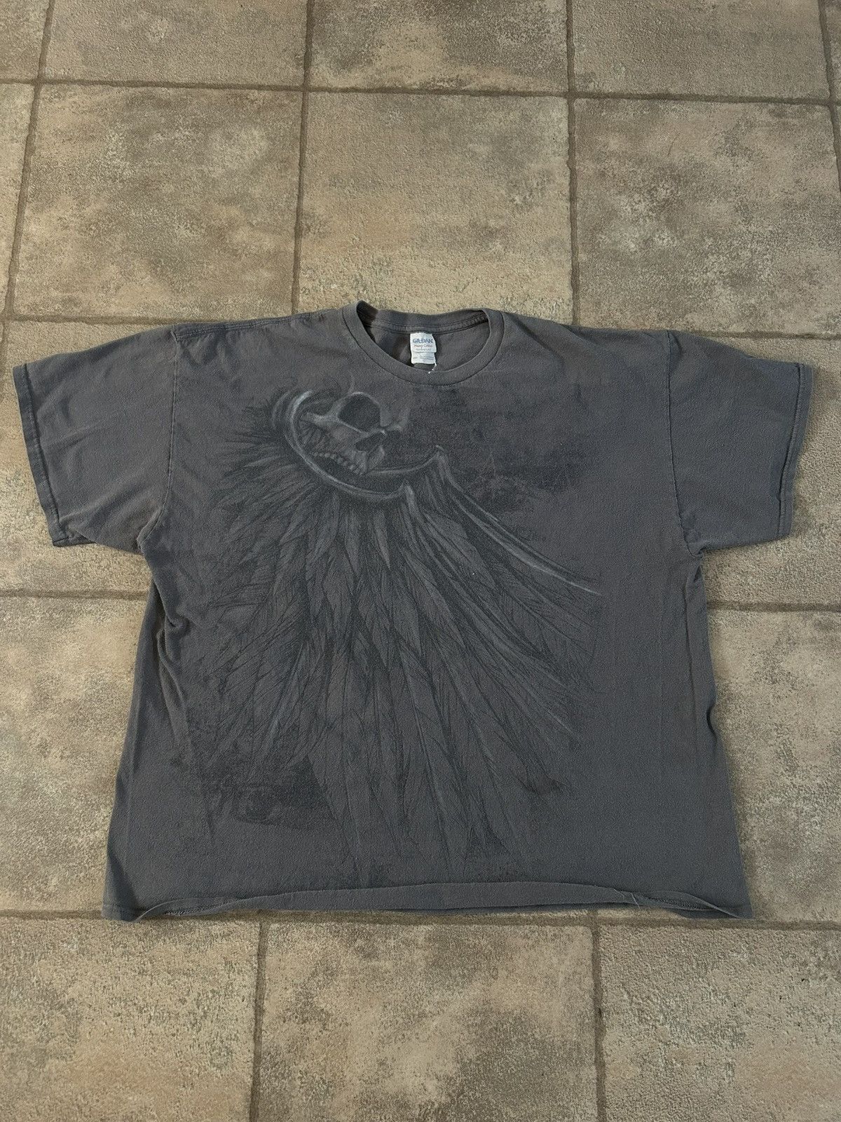 Gildan Vintage faded skull T-shirt boxy fit made in USA Size US XXL / EU 58 / 5 - 2 Thumbnail
